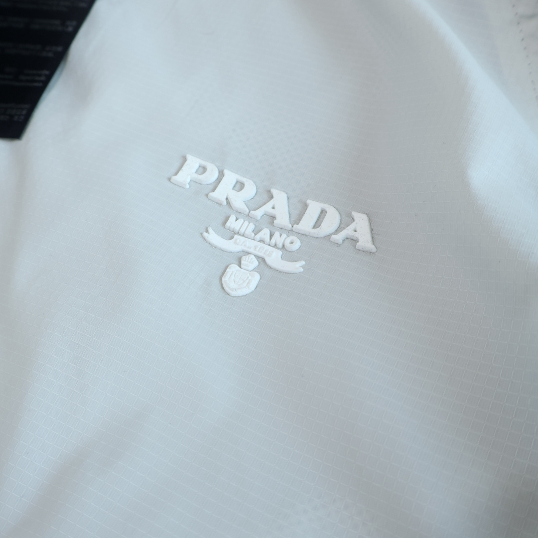 Prada Clothing-328