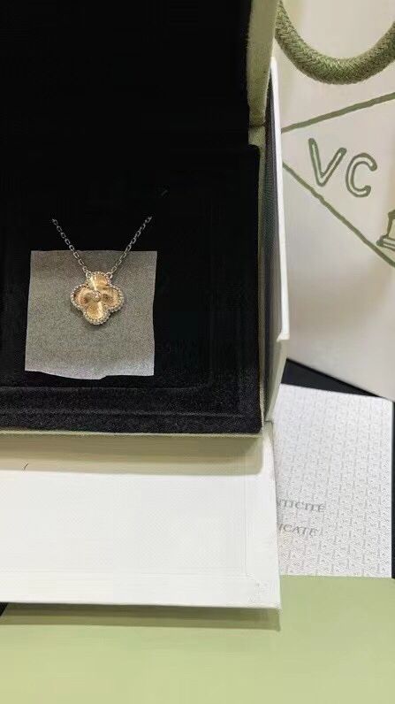 Van Cleef & Arpels necklace-64