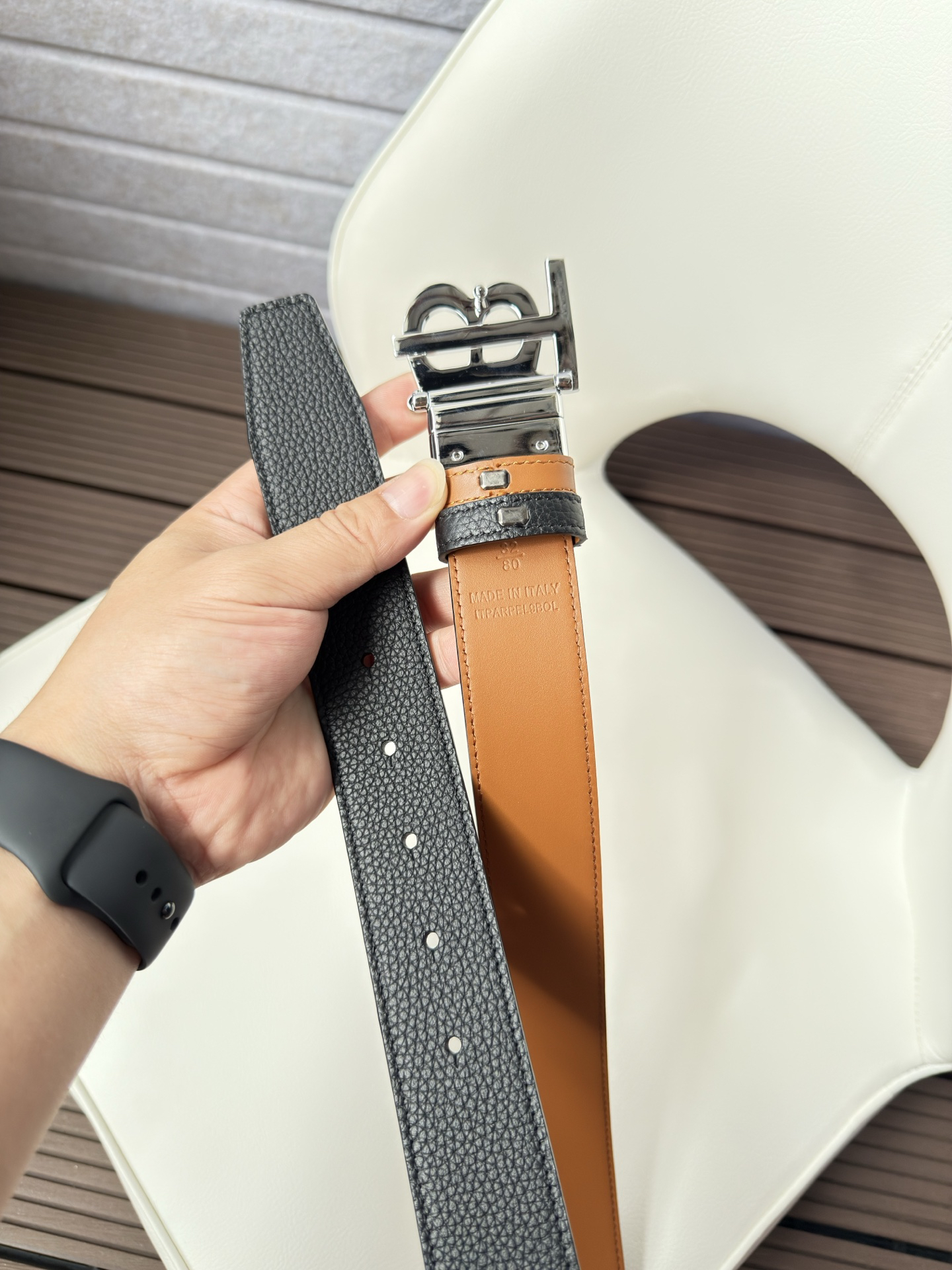 Burberry belt-112
