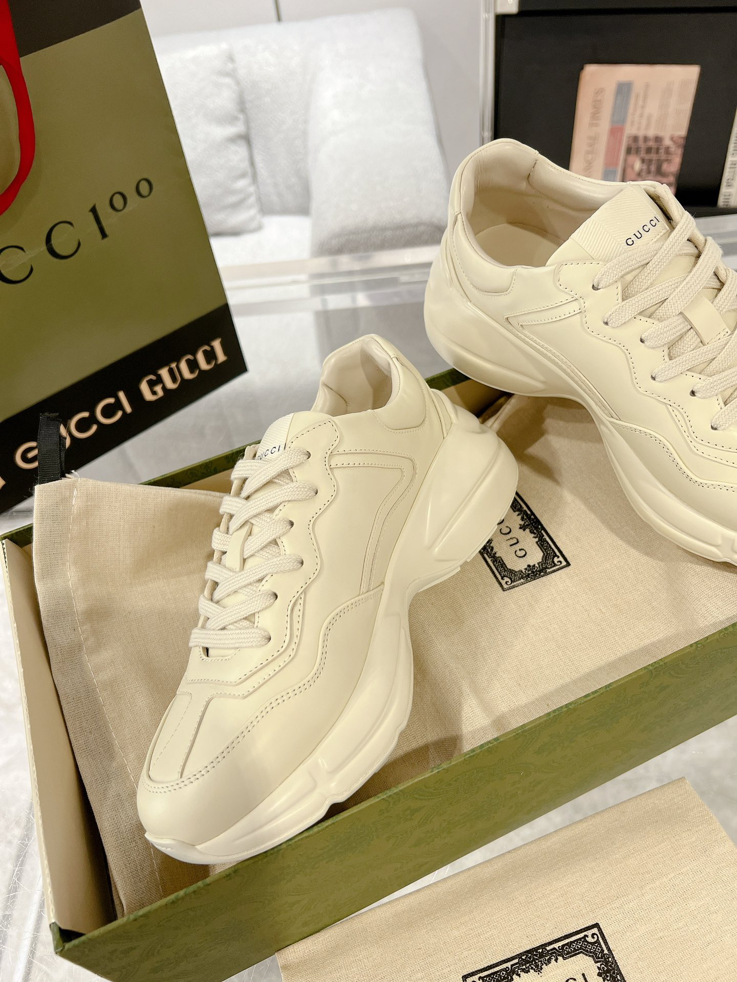 Gucci Sneakers-94