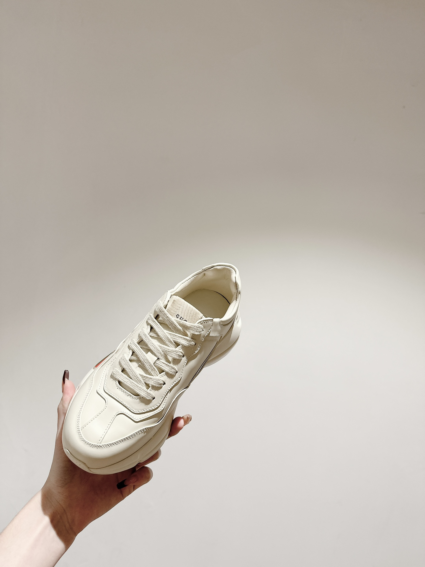 Gucci Sneakers-206