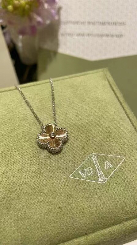 Van Cleef & Arpels necklace-64