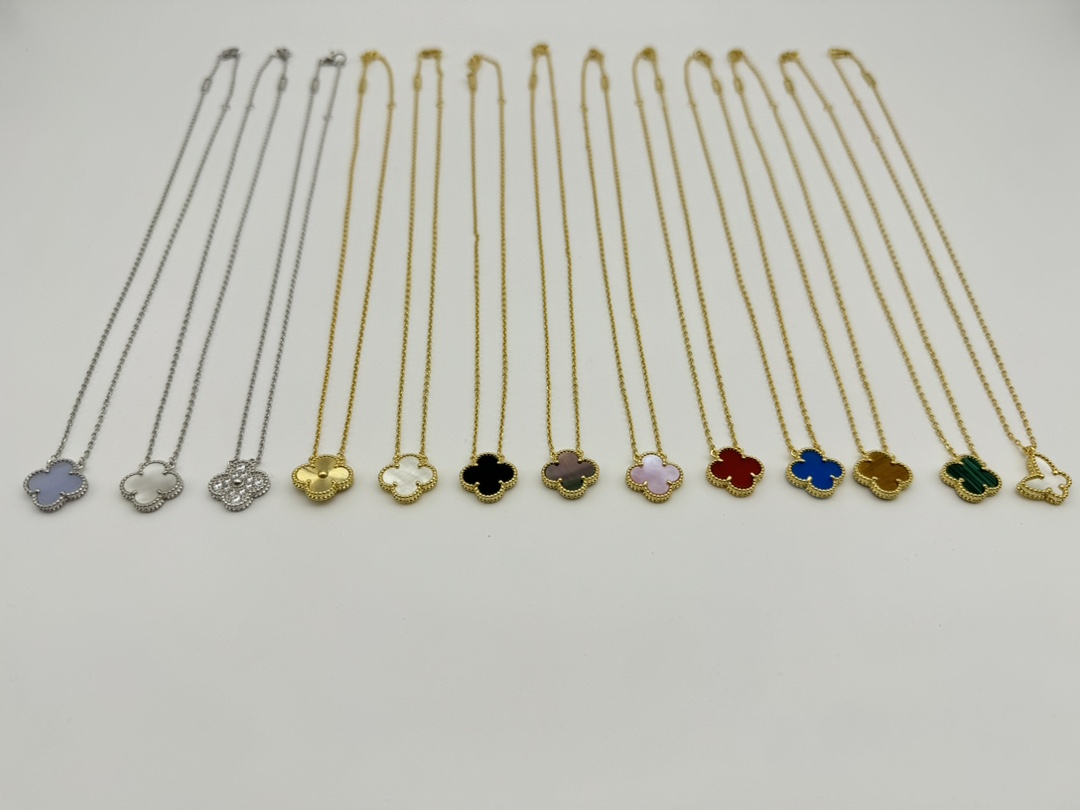 Van Cleef & Arpels necklace-2