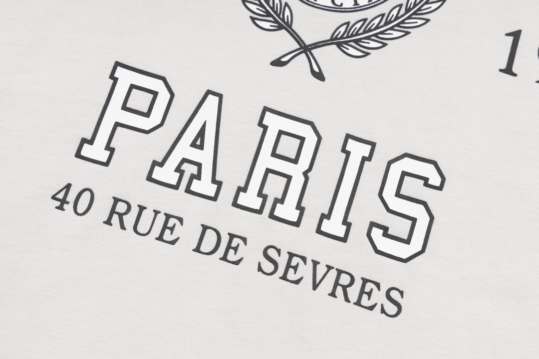 Balenciaga clothing-208