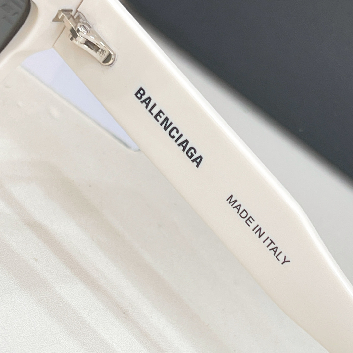 Balenciaga glasses-33