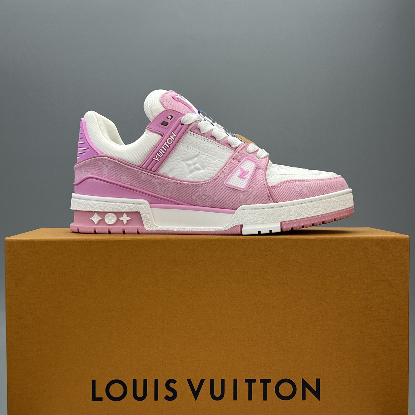 Lv Sneakers-132
