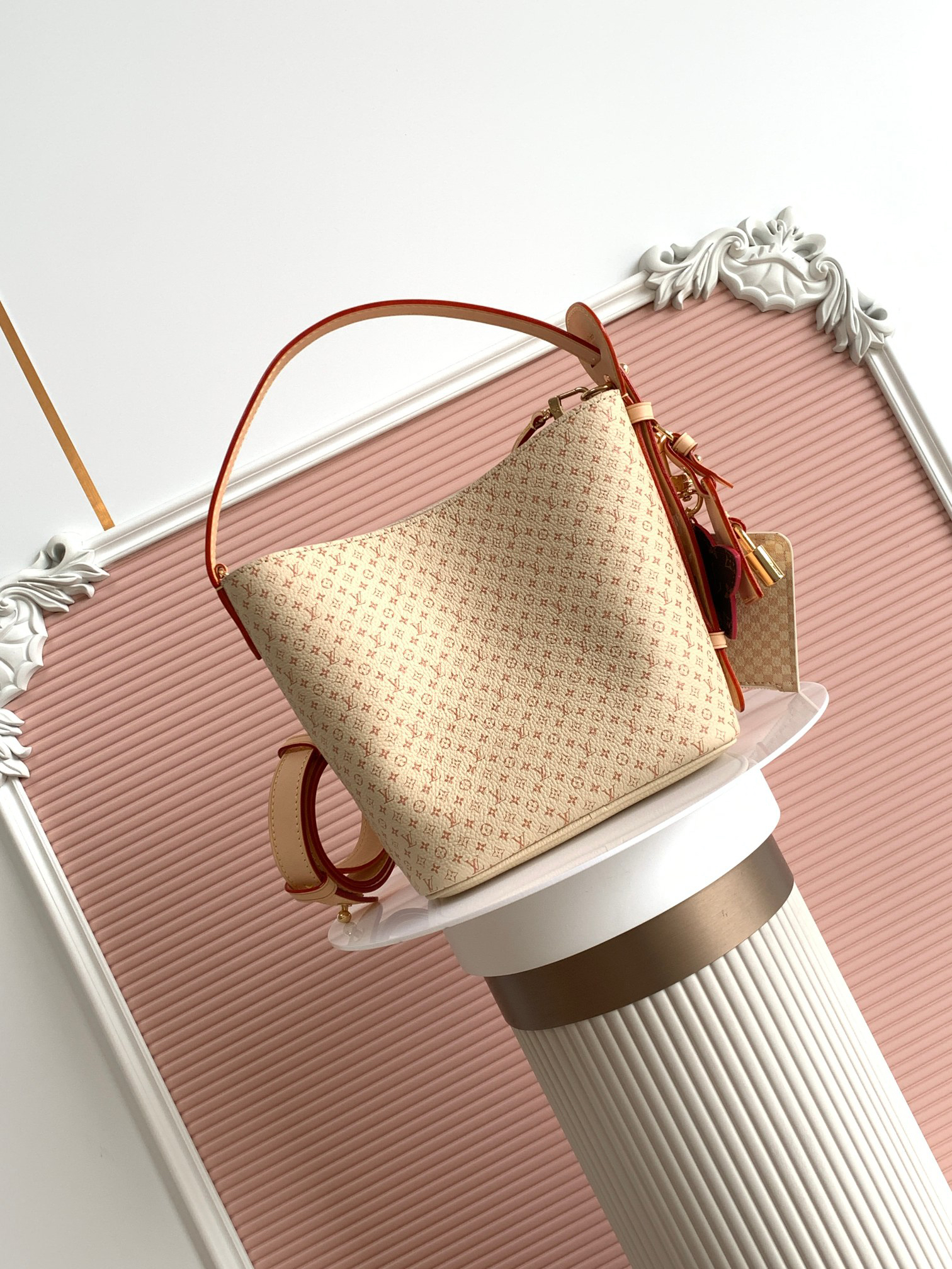 Louis Vuitton Hot New Product-4