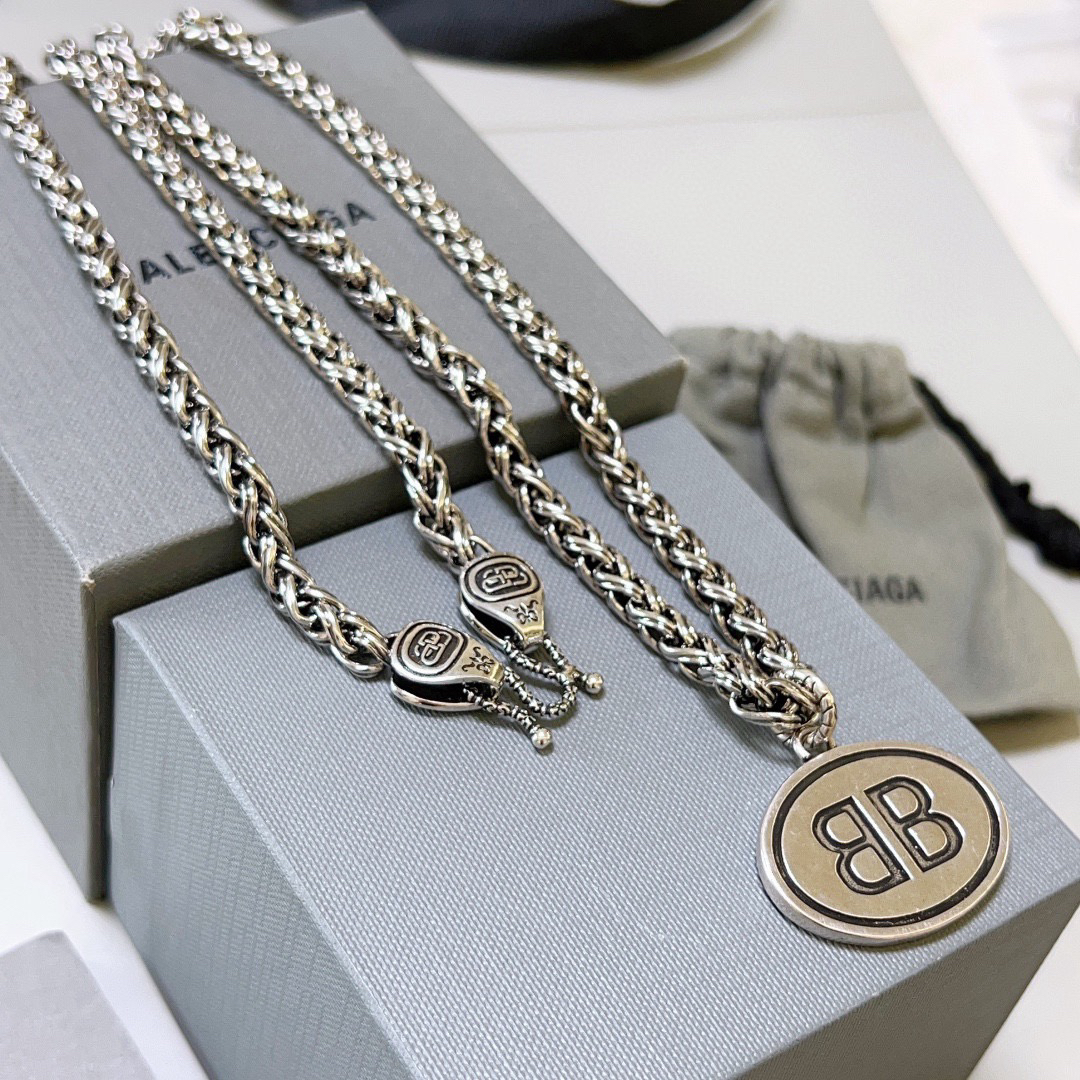 Balenciaga necklace-26