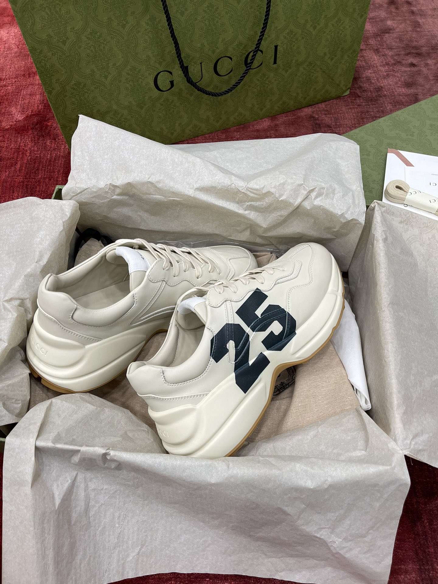 Gucci Sneakers-82