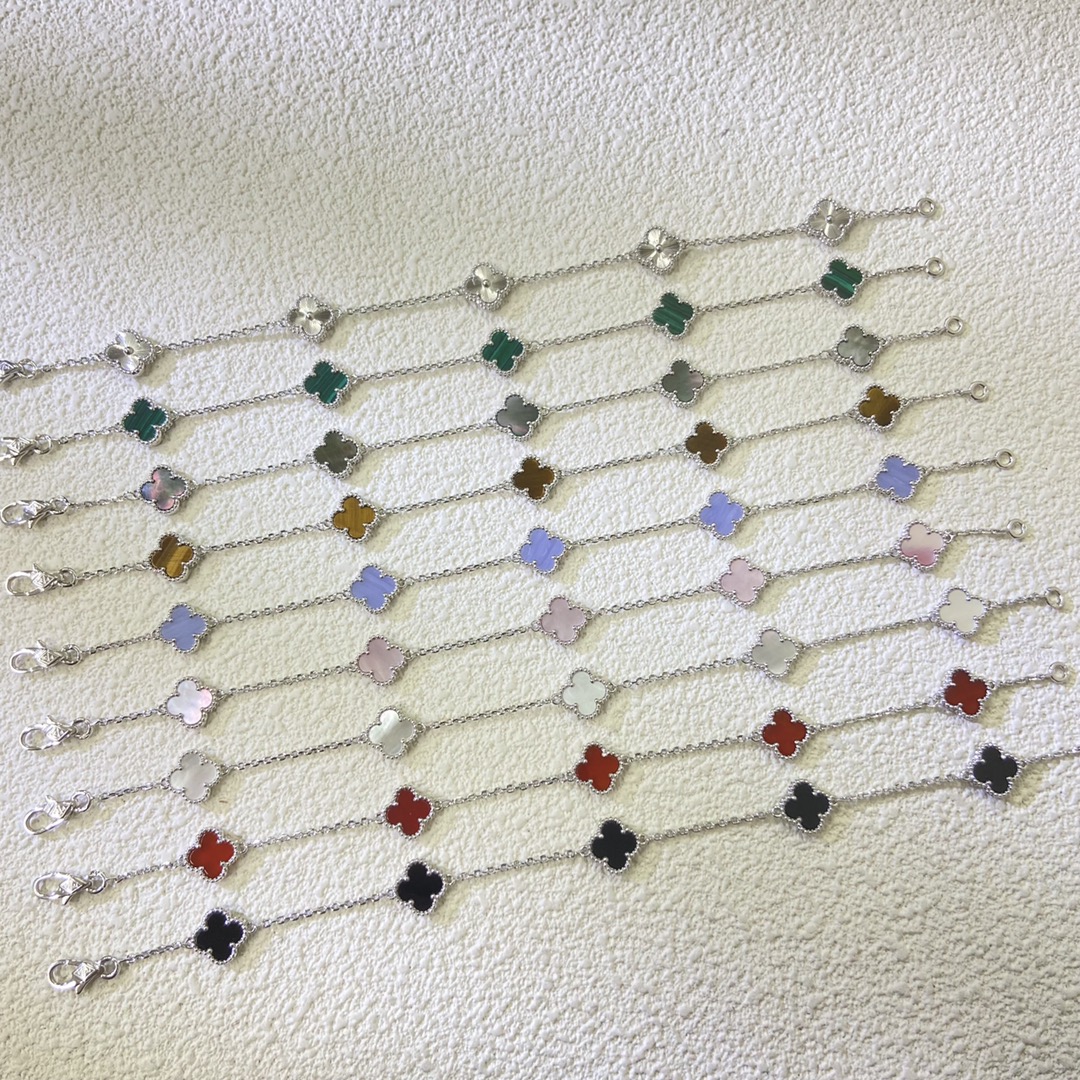 Van Cleef & Arpels Bracelet-126