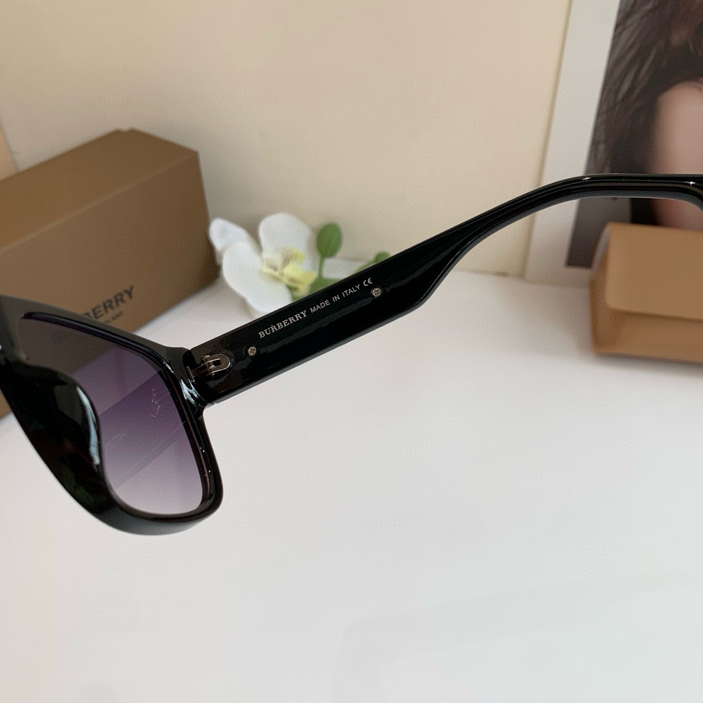 Burberry glasses-75