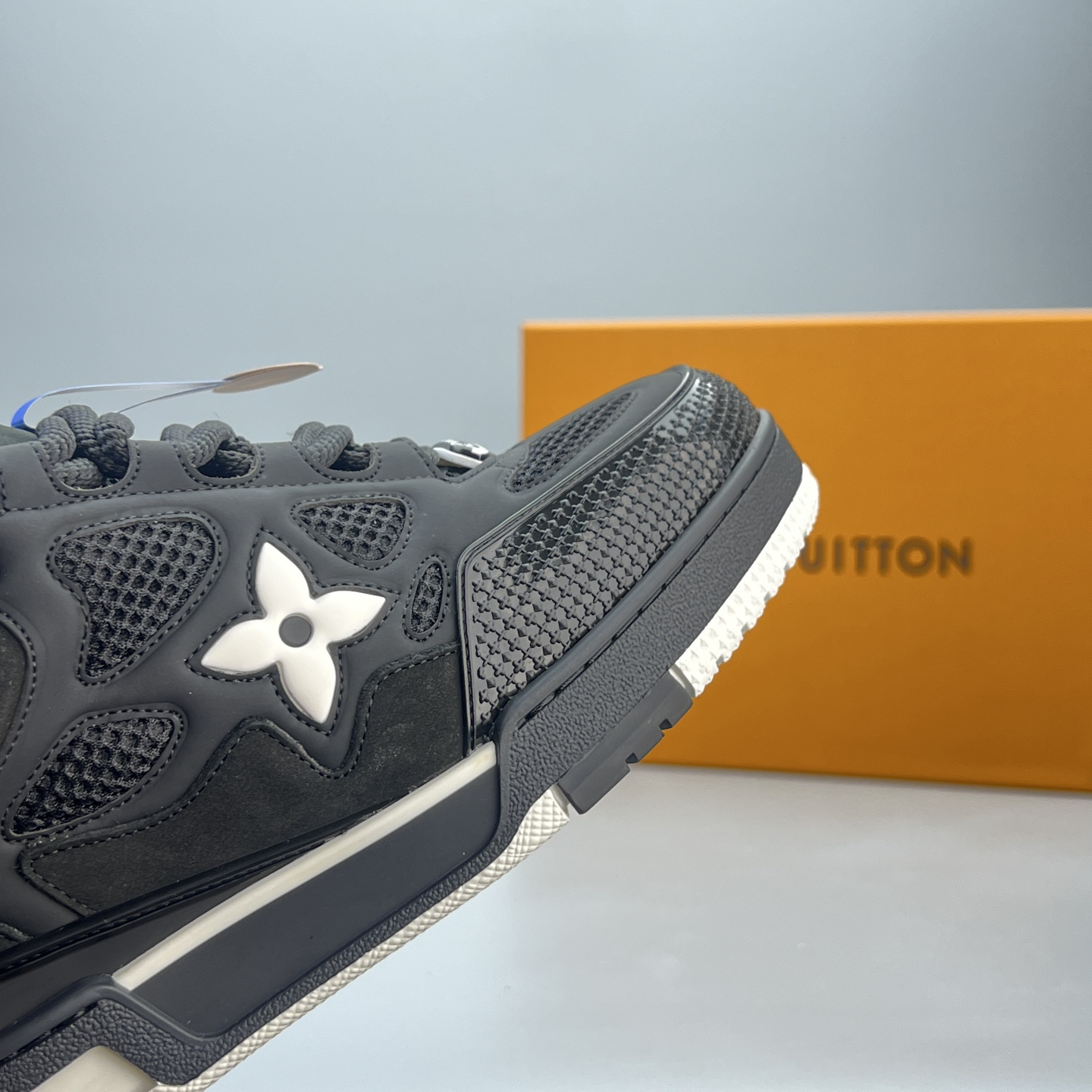 Lv Sneakers-127