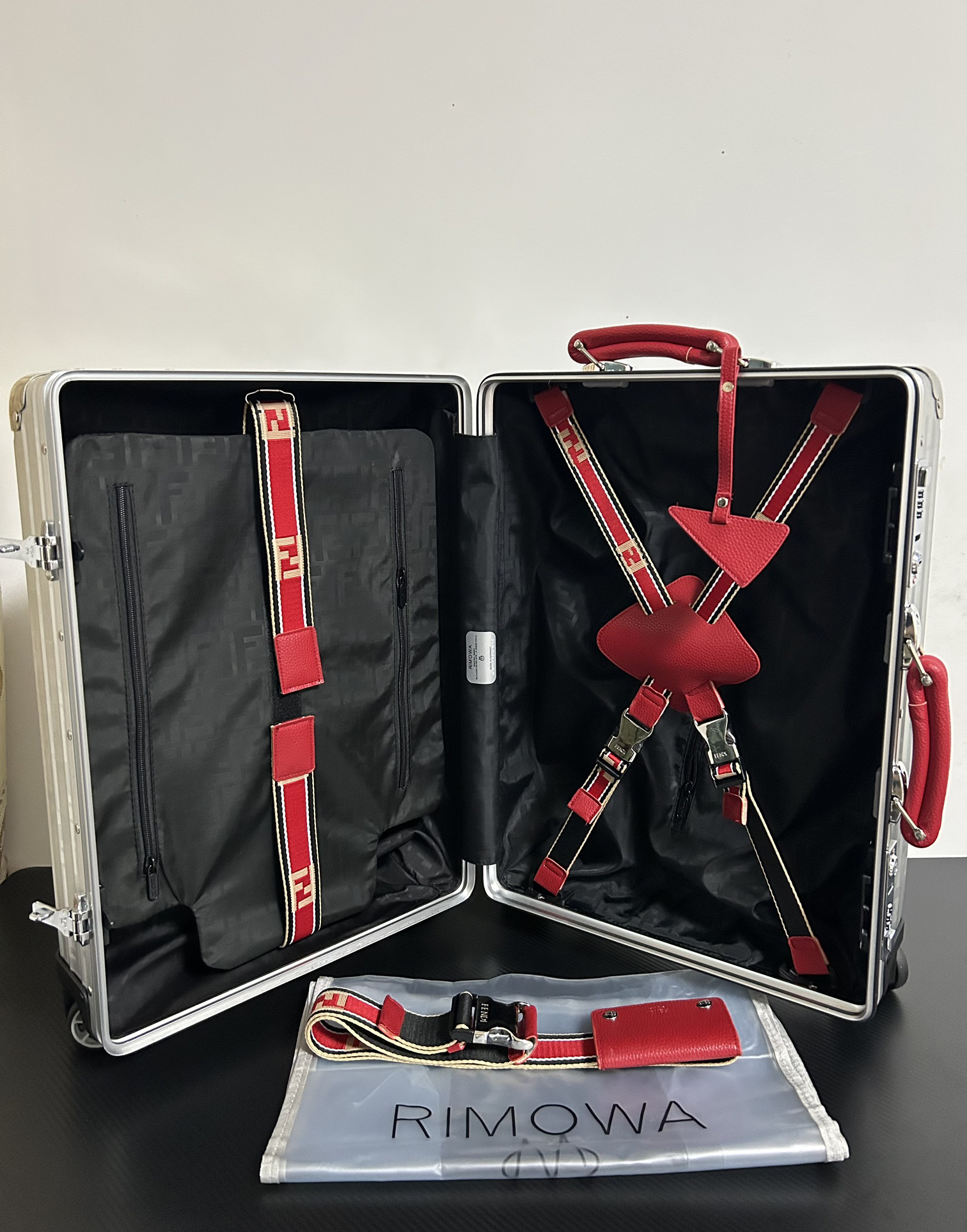 Fendi luggage-7