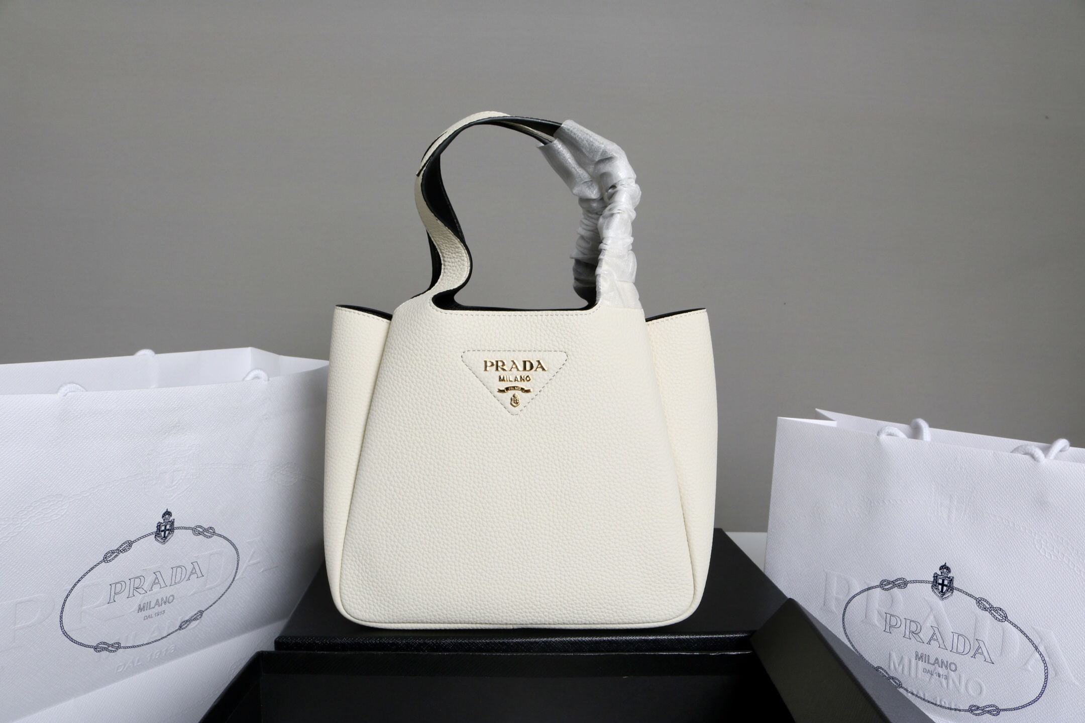 Prada Hot New Product-85