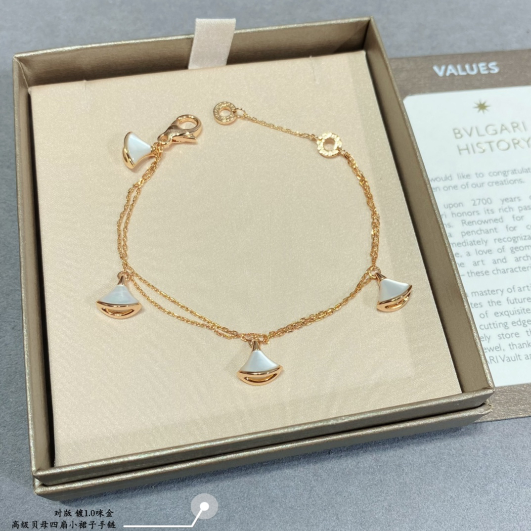 Bottega Veneta Bracelet-18