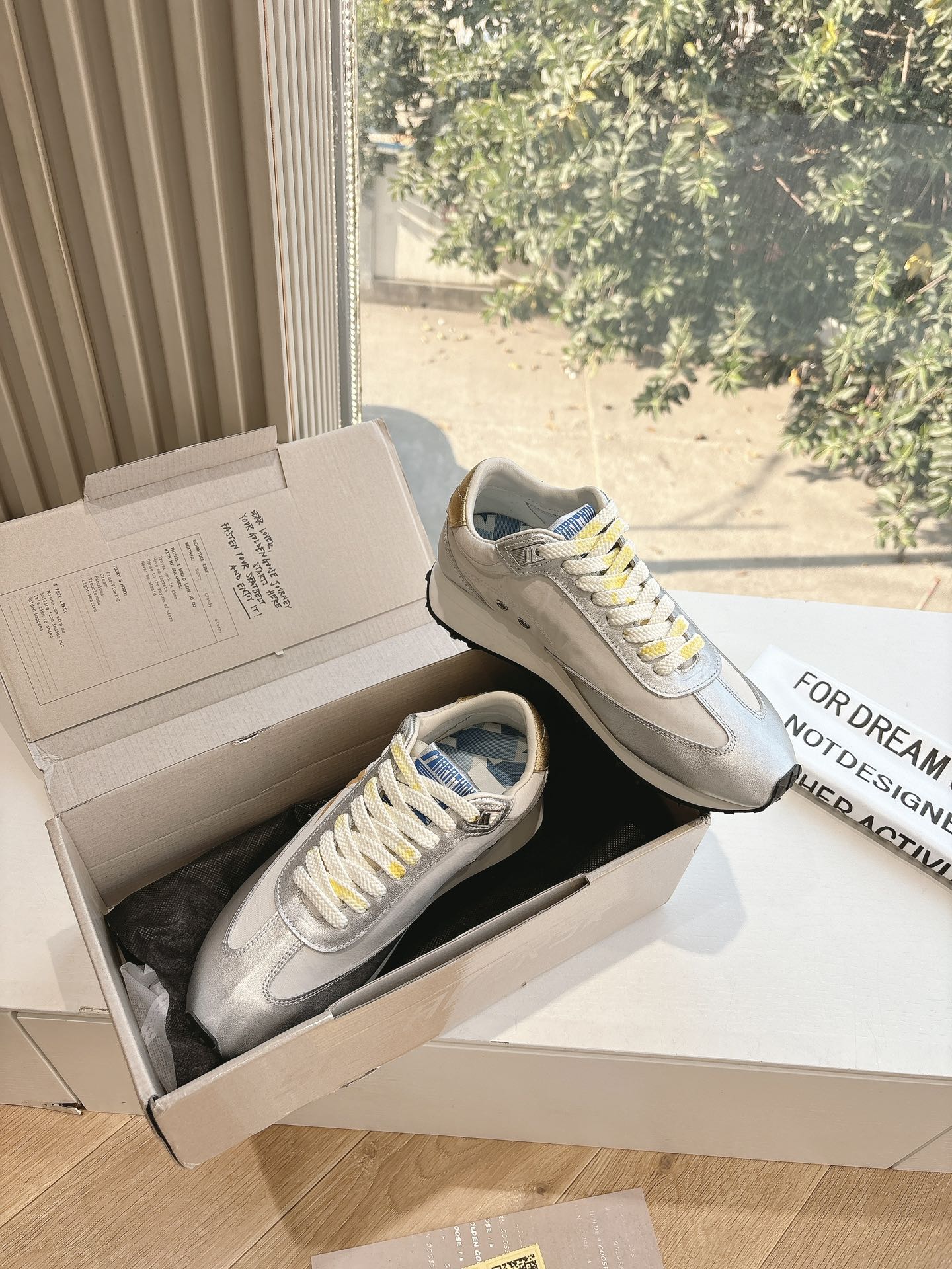 Golden Goose Sneakers-22