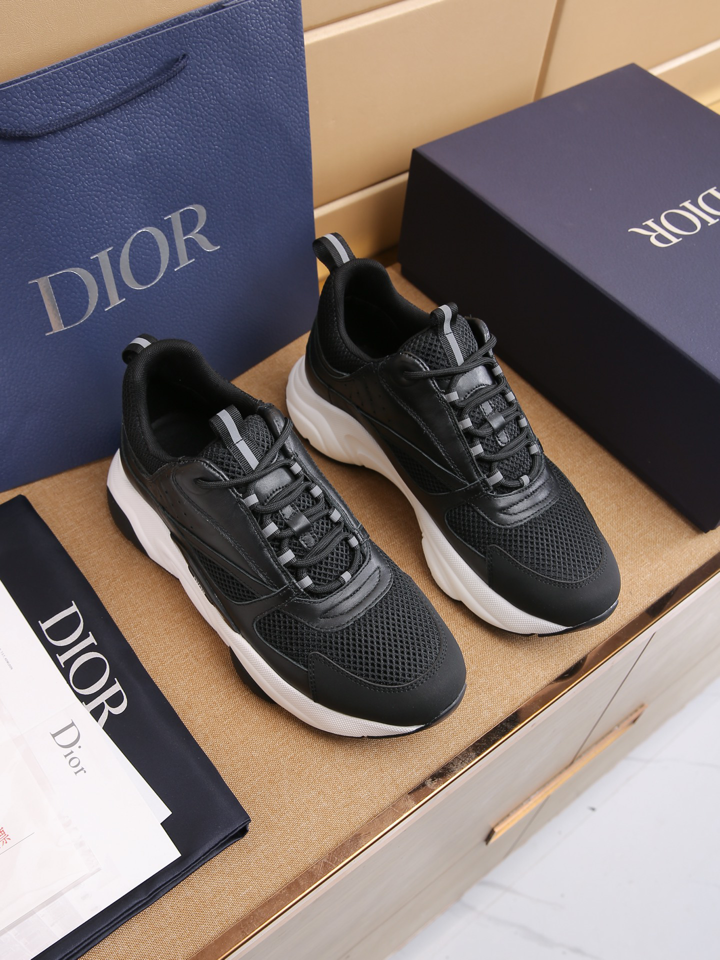Dior Sneakers-182