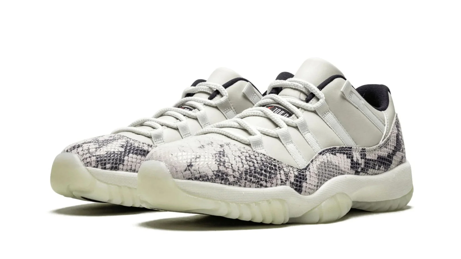 Air Jordan 11 Retro Low 