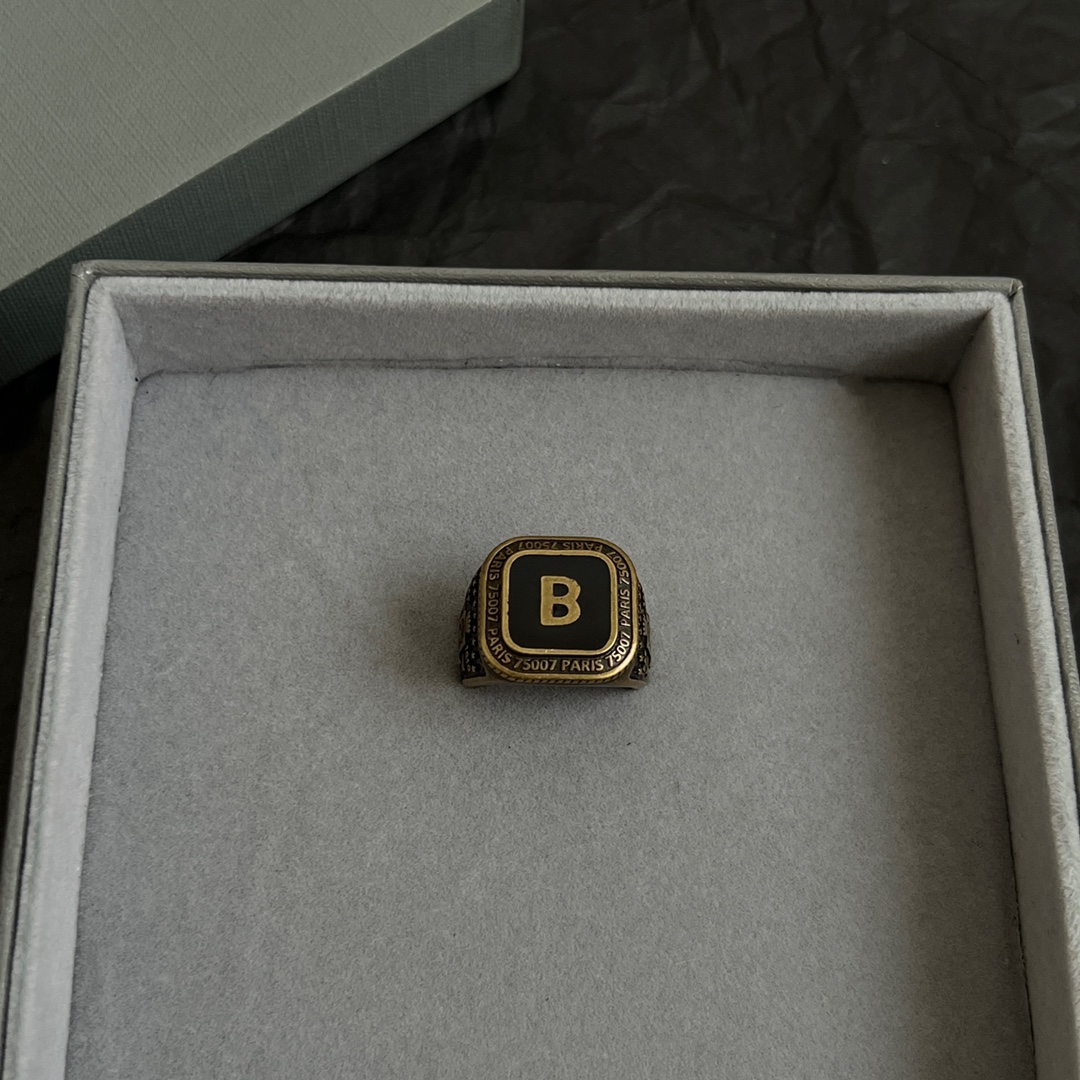 Balenciaga ring-15