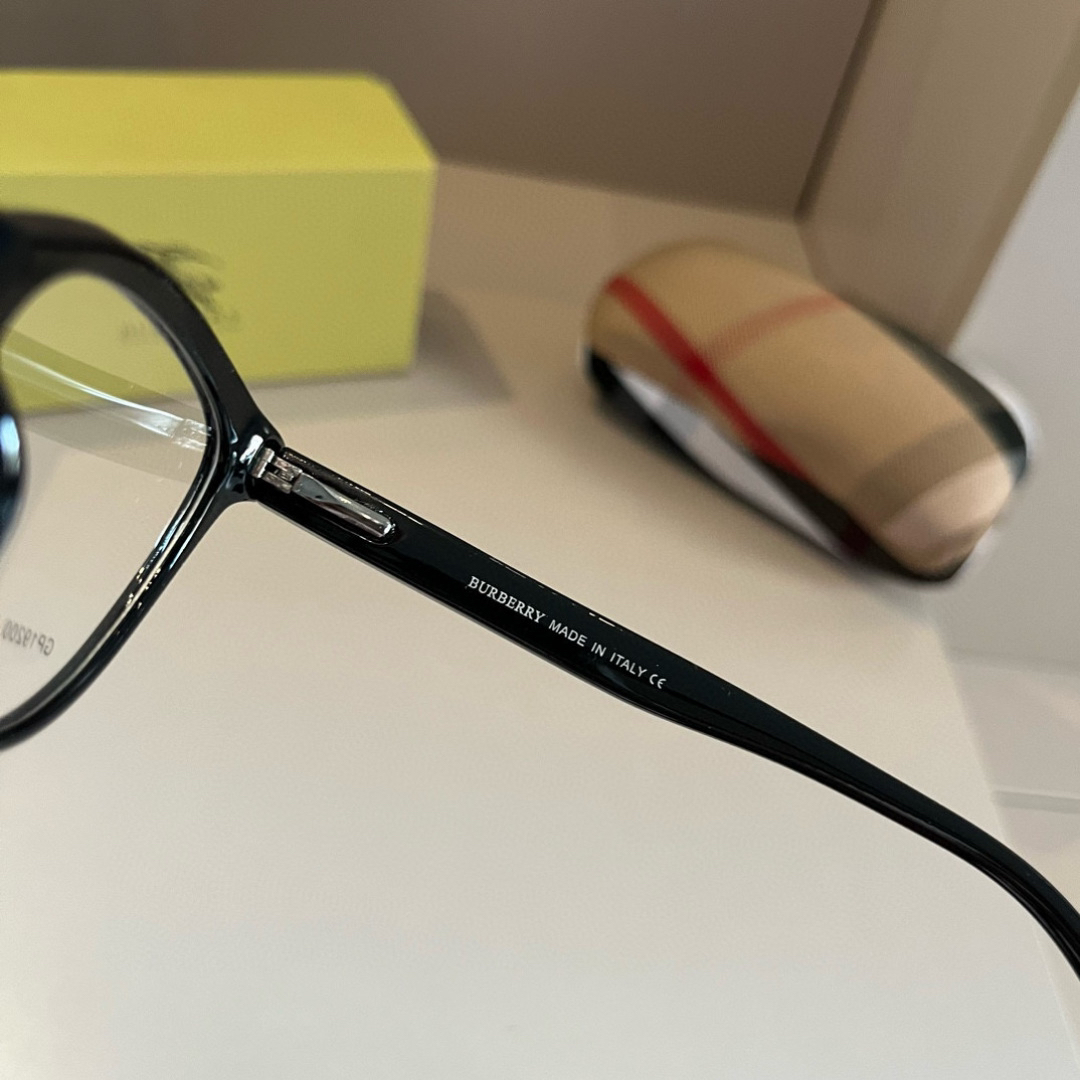 Burberry glasses-17