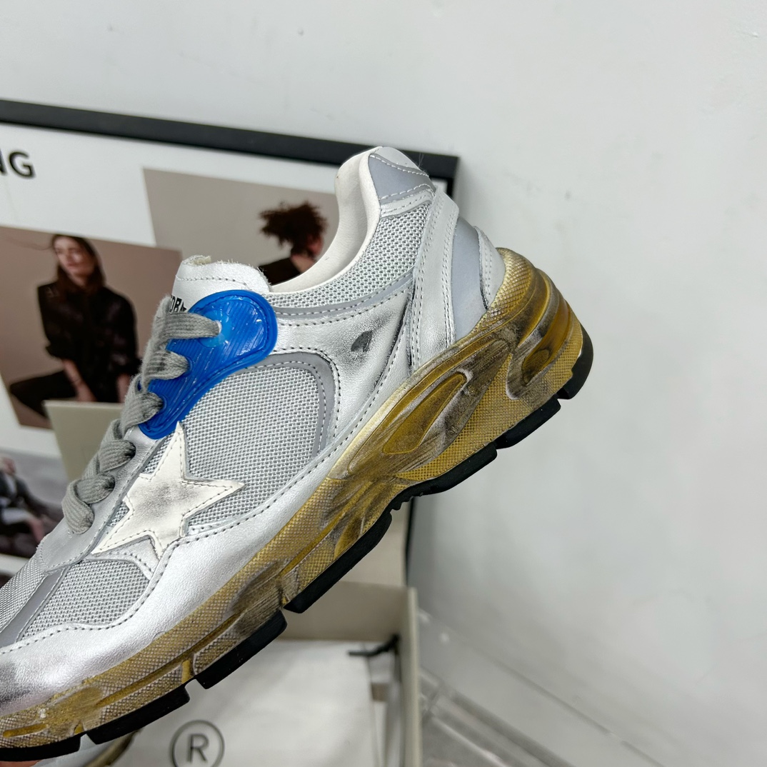 Golden Goose Sneakers-82