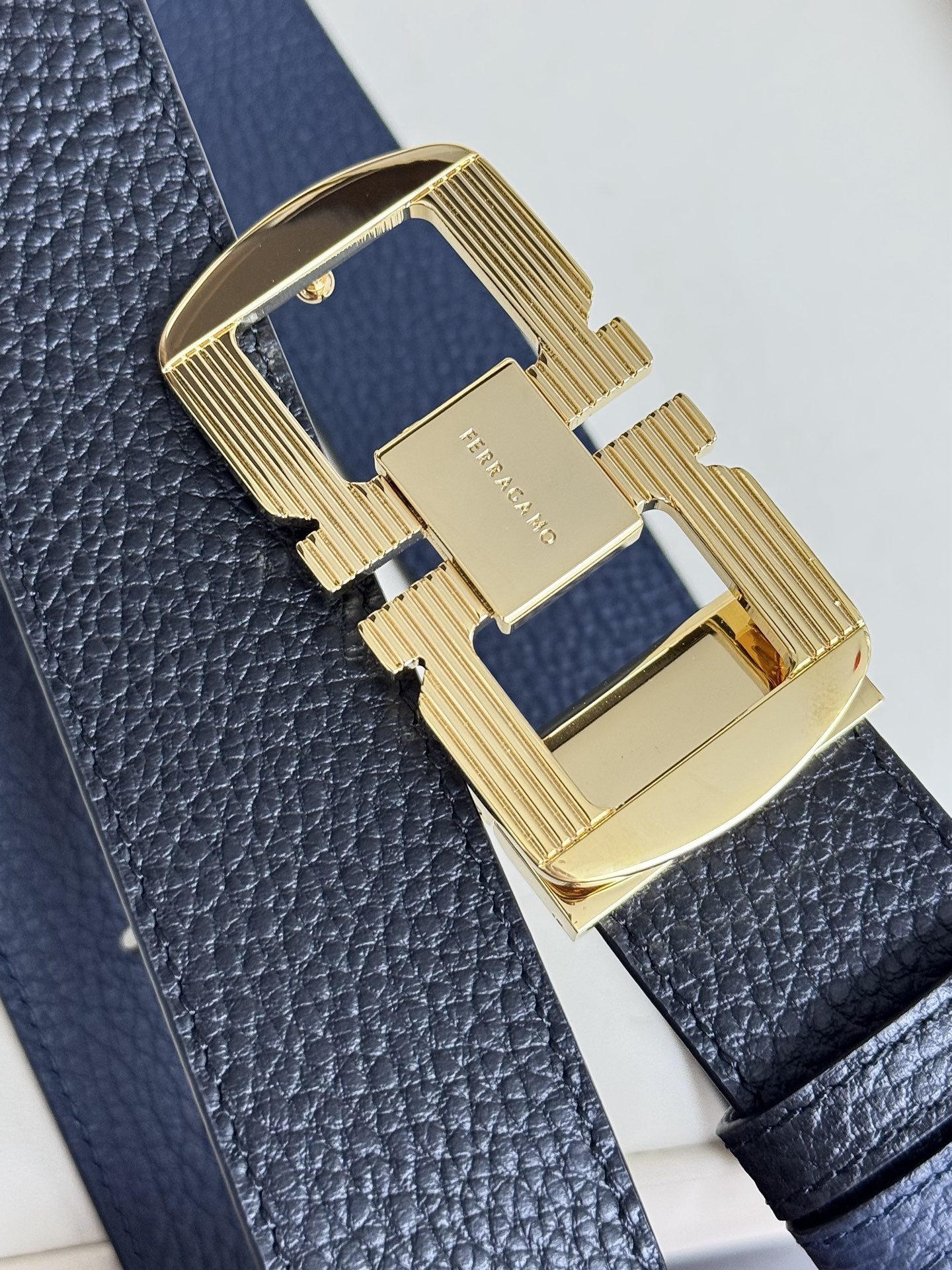 Ferragamo belt-109