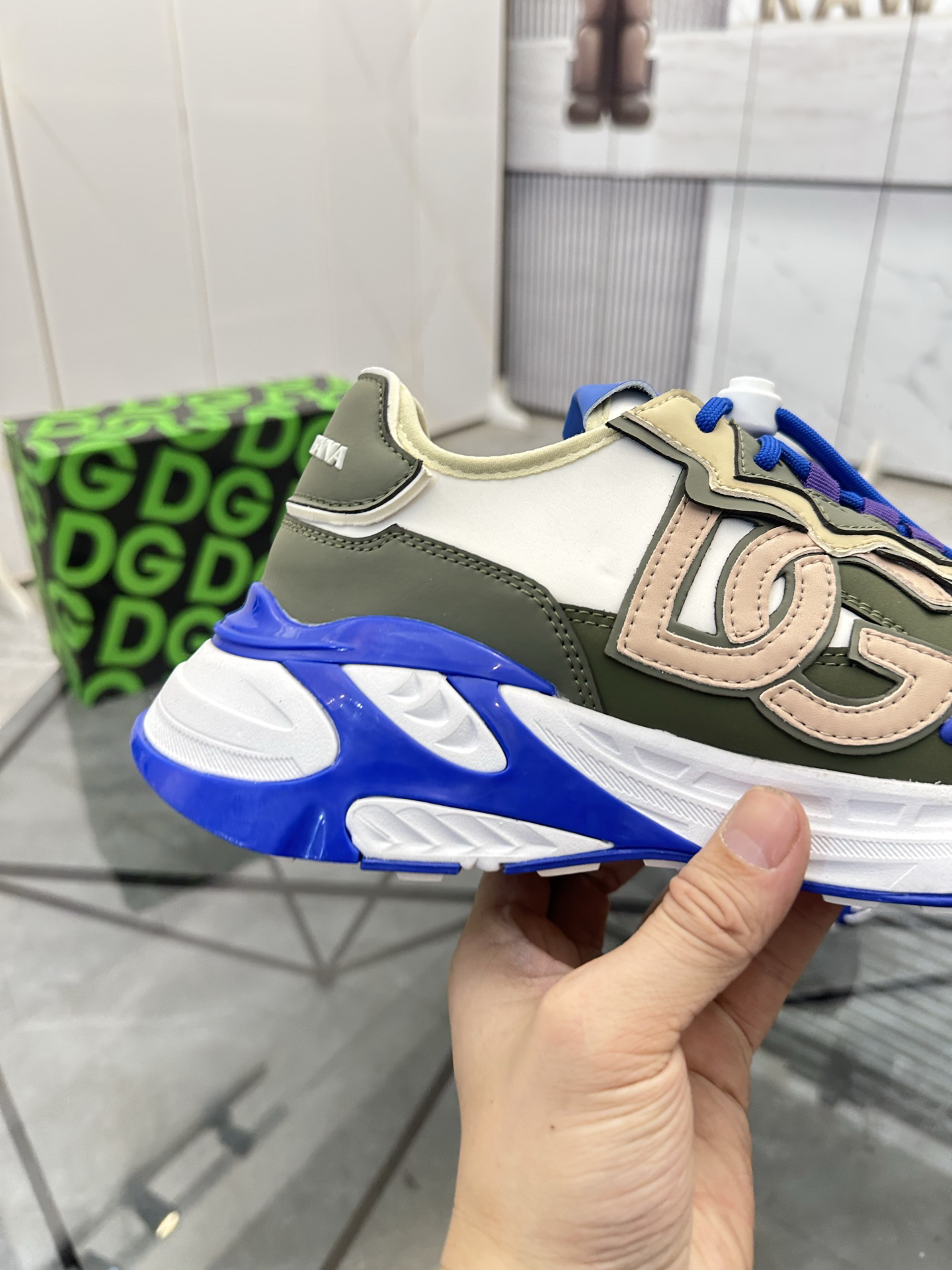 D&G Sneakers-182