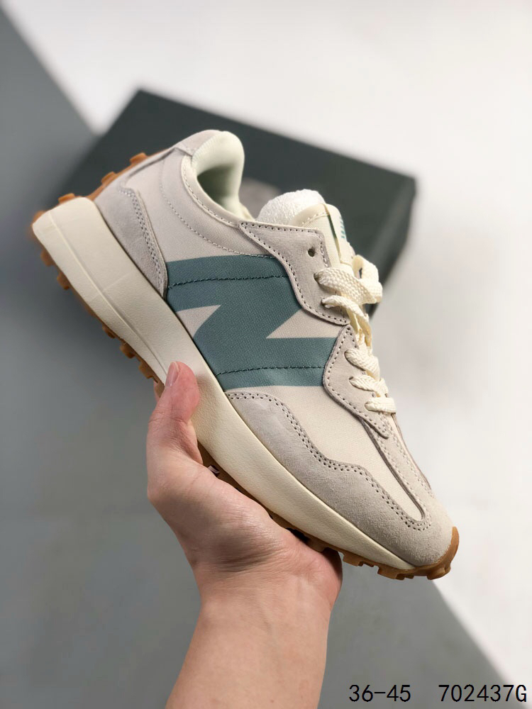 New Balance Sneakers-384