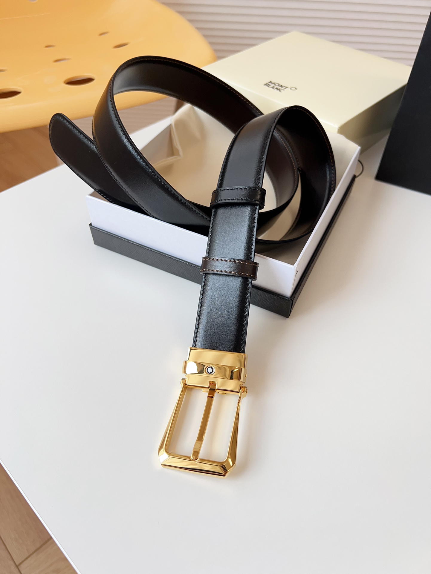 Montblanc belt-108