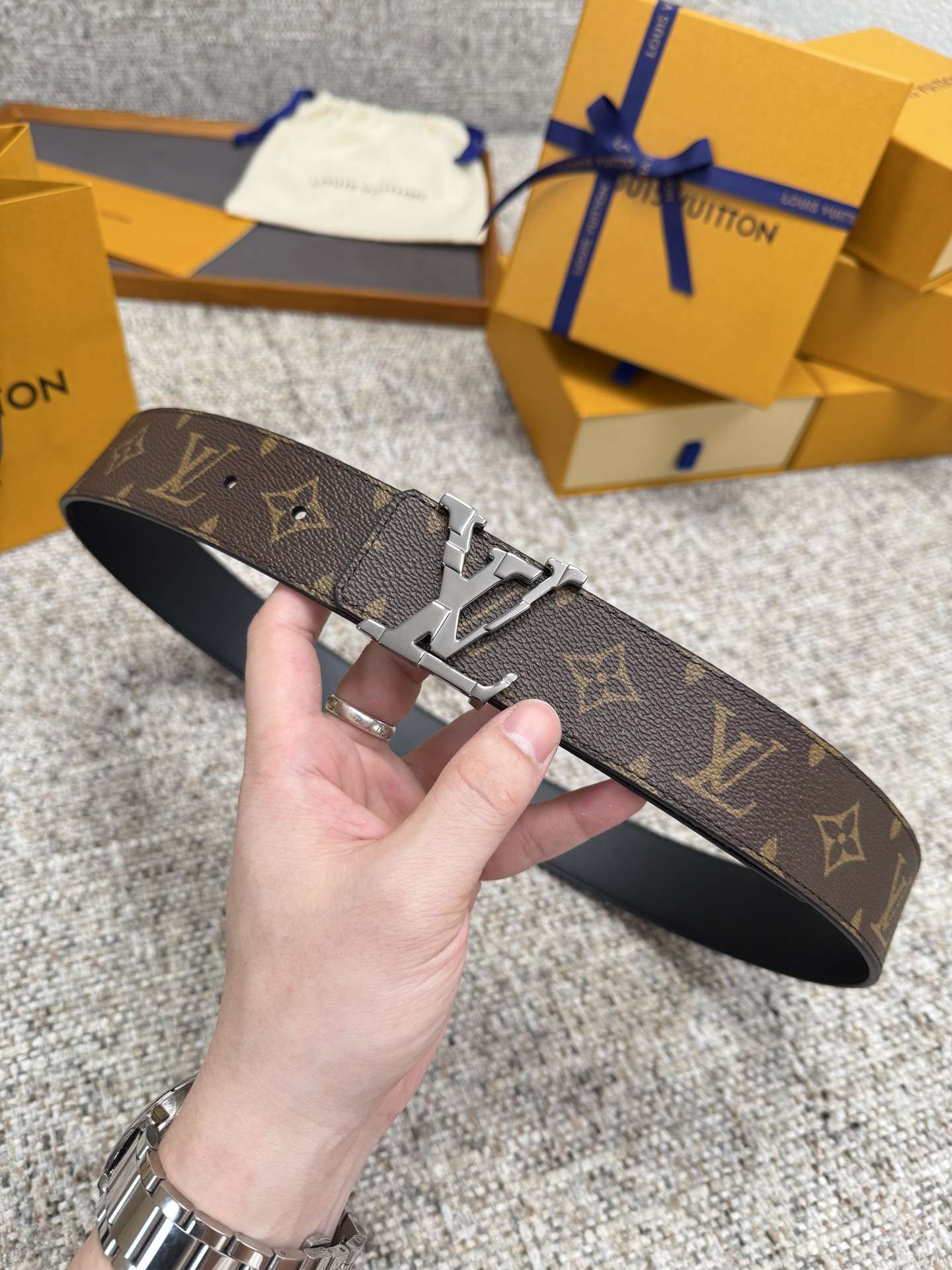 Lv belt-64