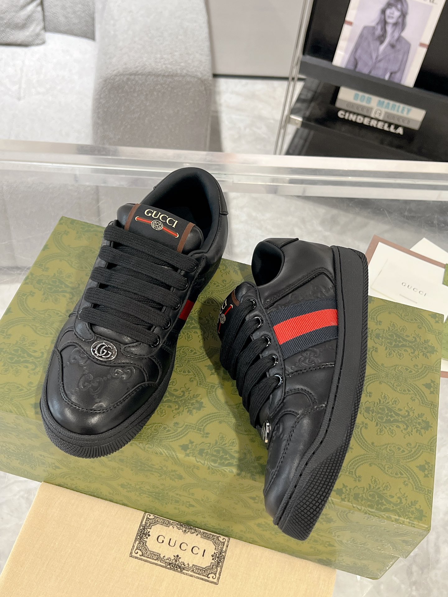 Gucci Sneakers-124