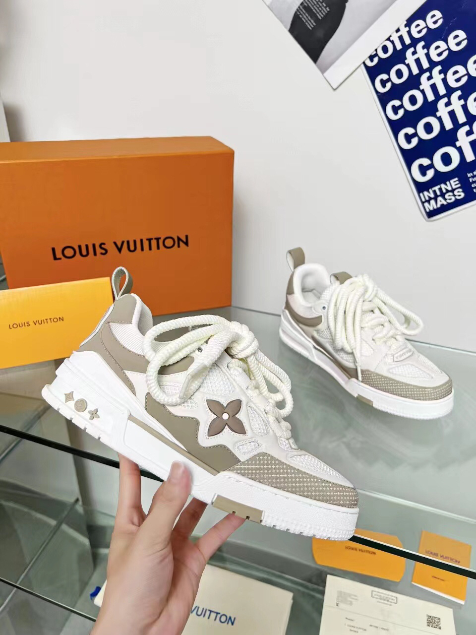 Lv Sneakers-35