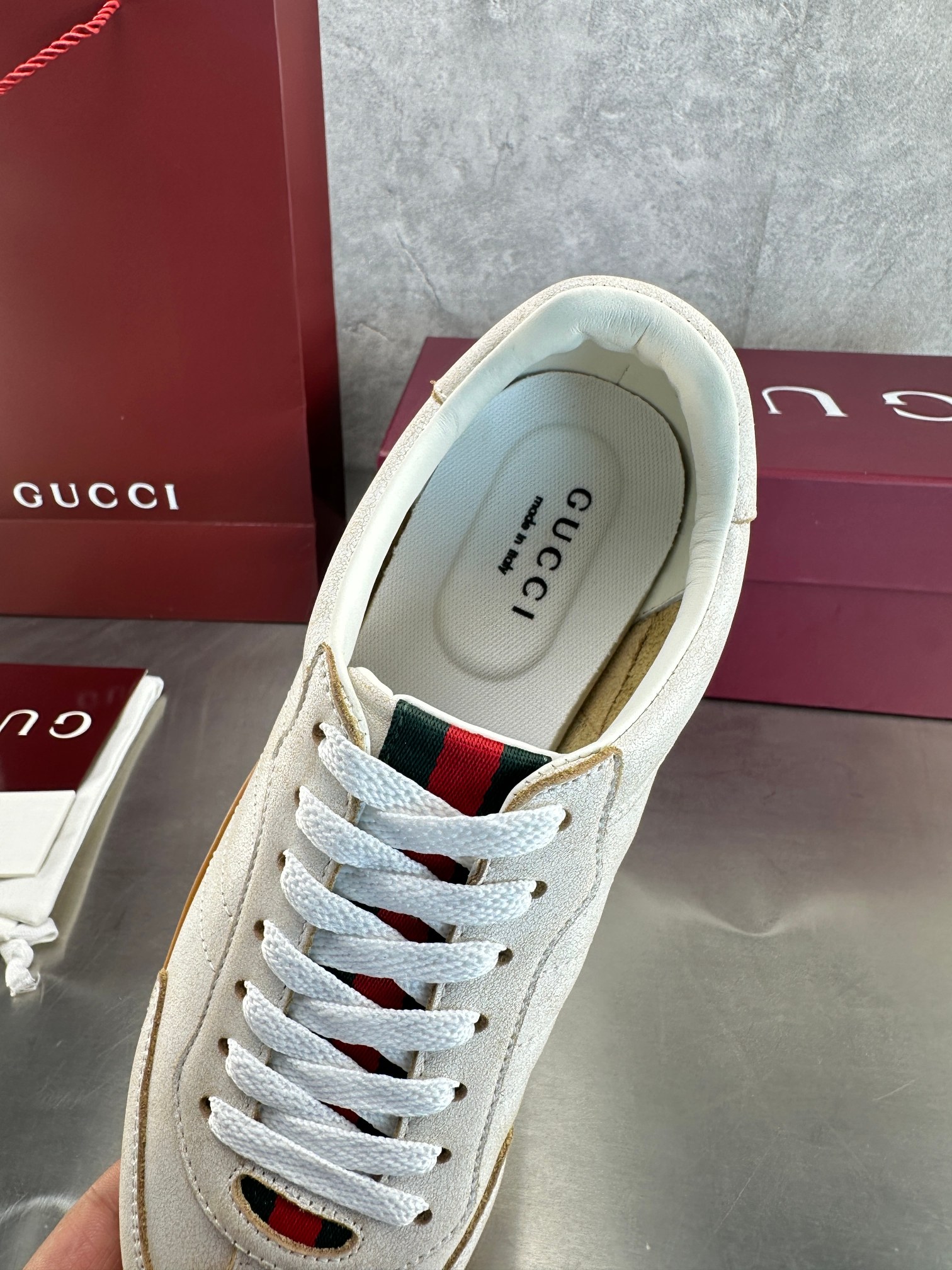 Gucci Sneakers-182