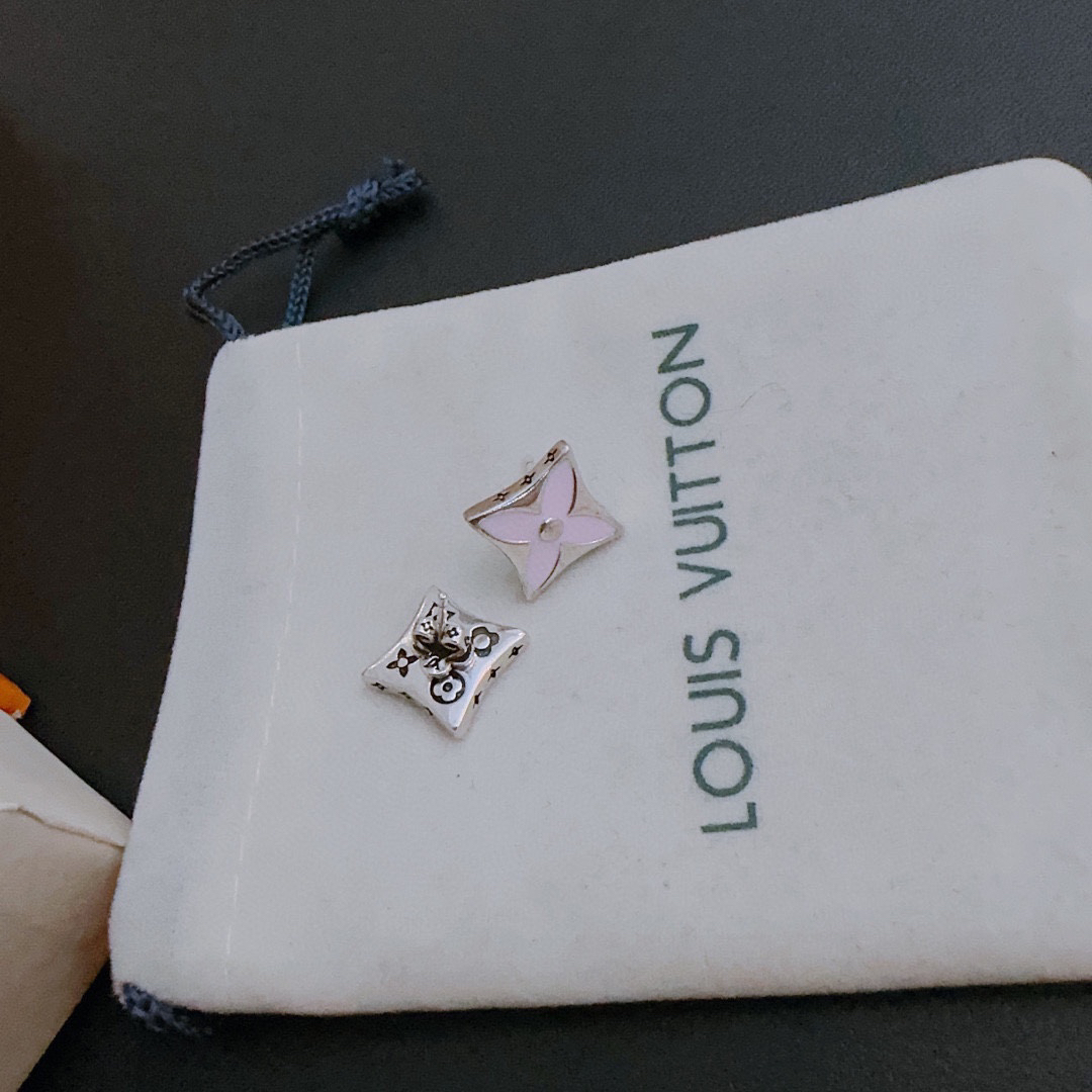 LV earrings-47