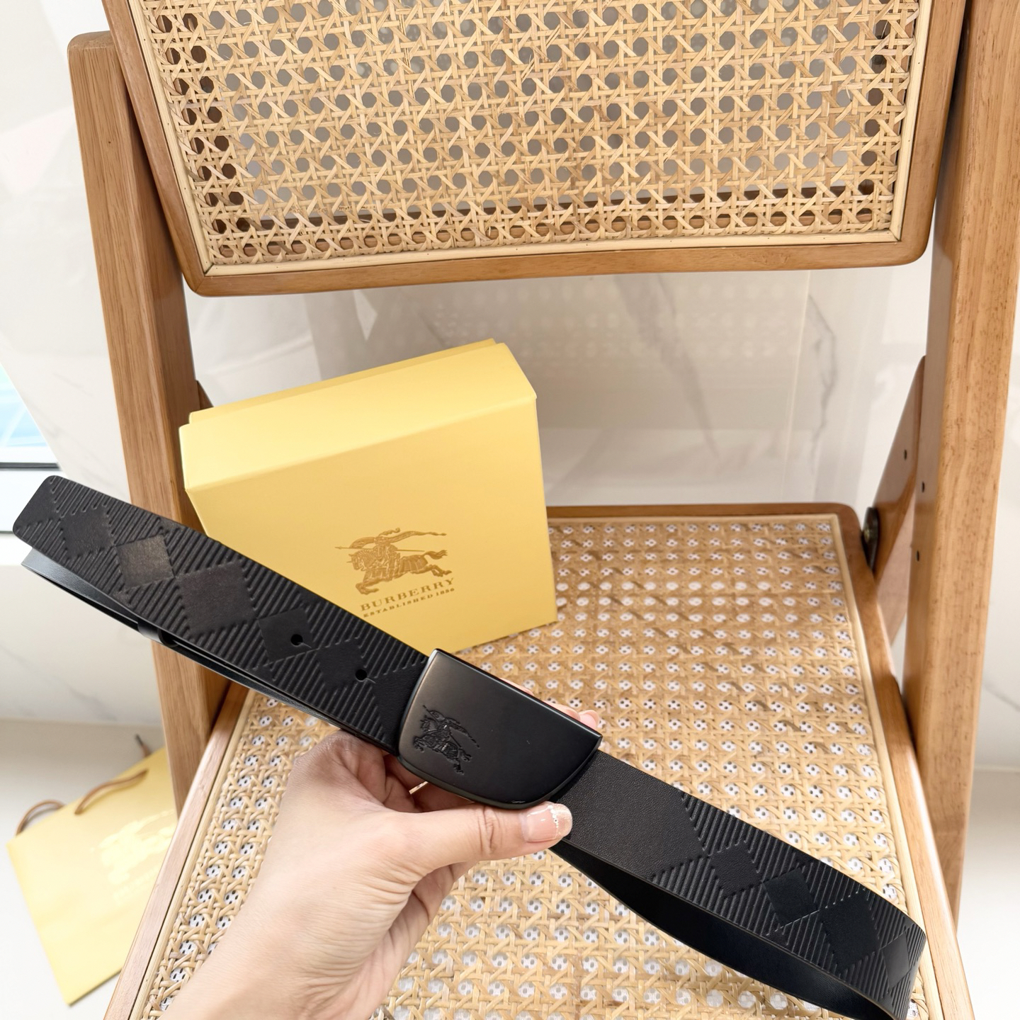 Burberry belt-69