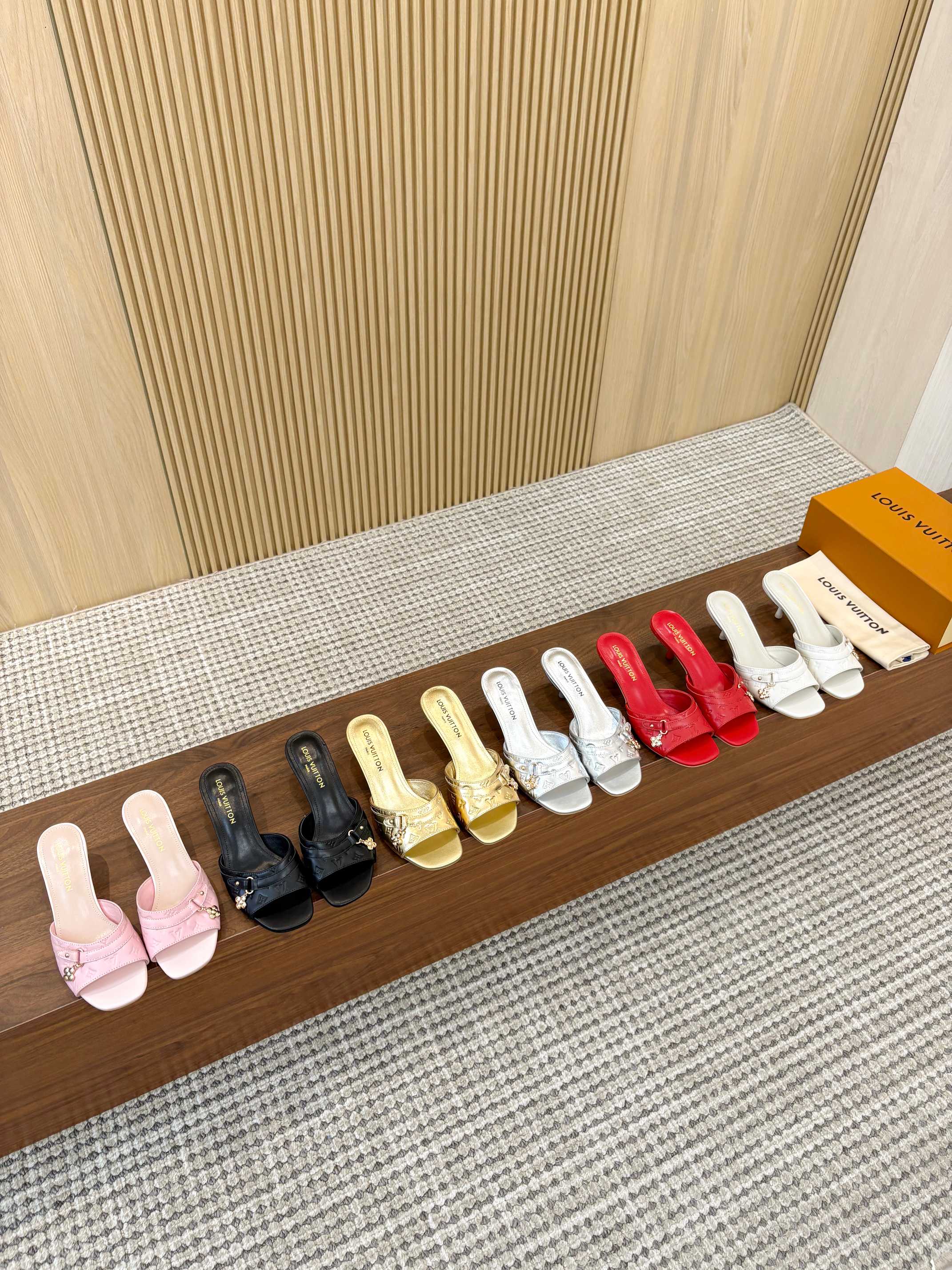 LV Summer footwear
