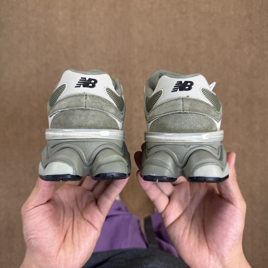 New Balance Sneakers-229