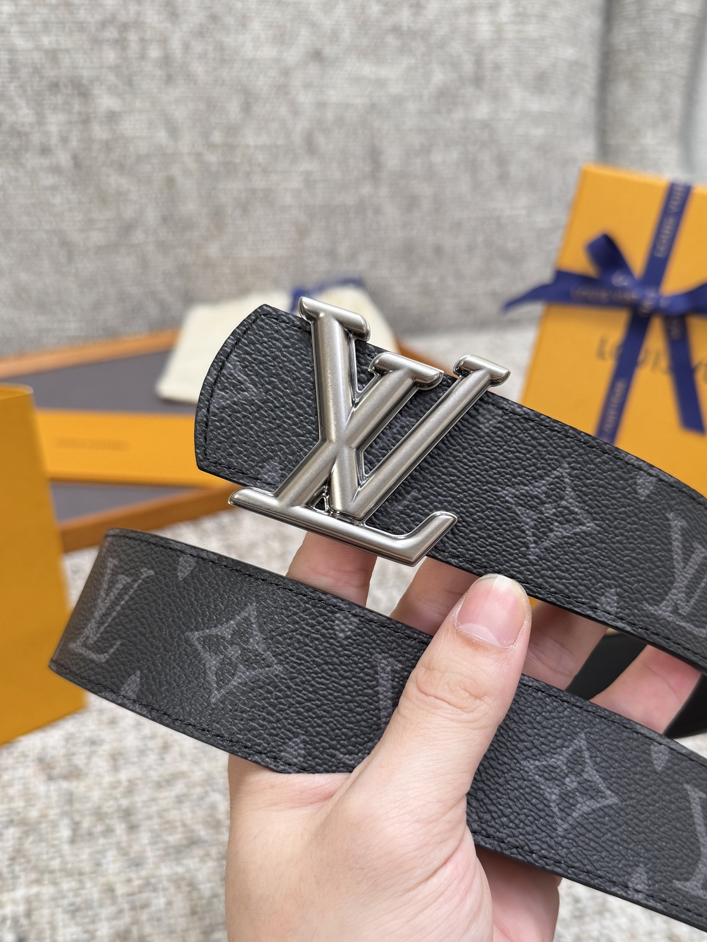 Lv belt-44
