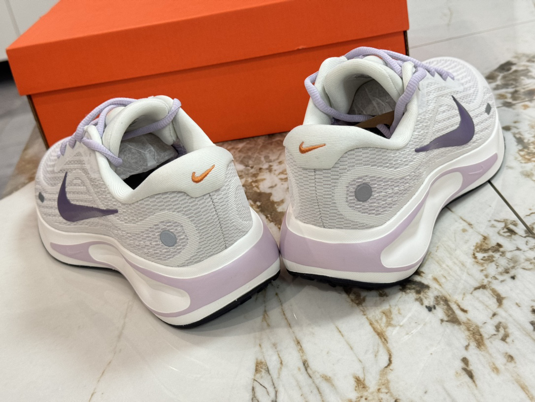 Nike Sneakers-237