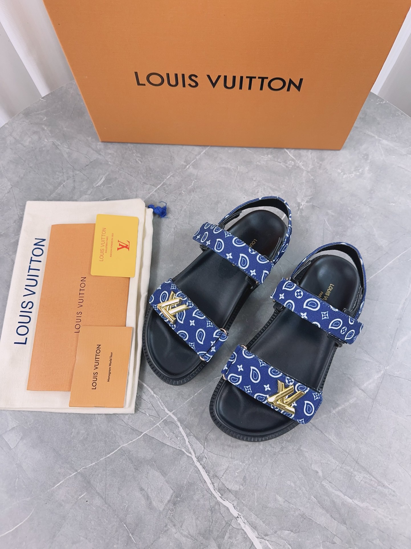 LV Summer footwear