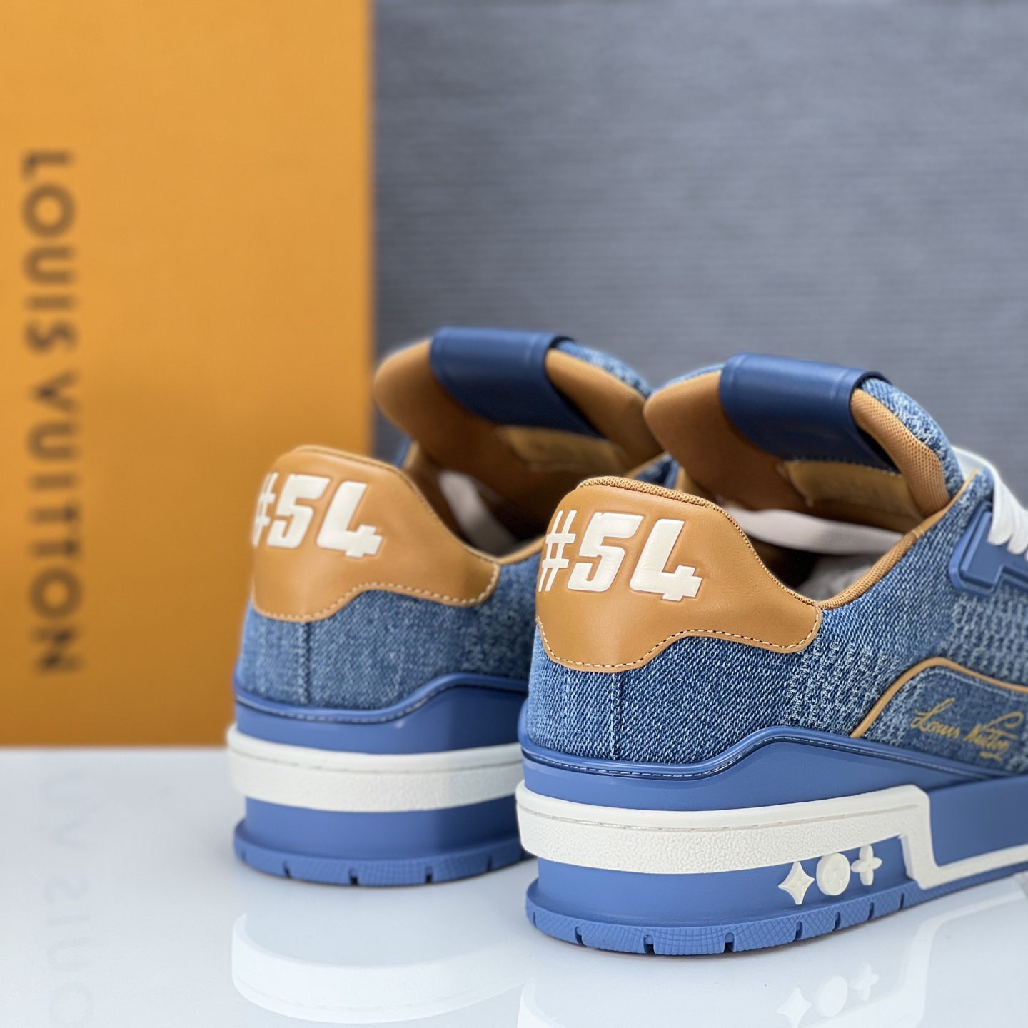 Lv Sneakers-155