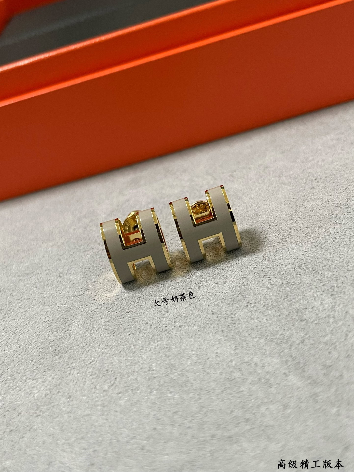 Hermes earrings-6