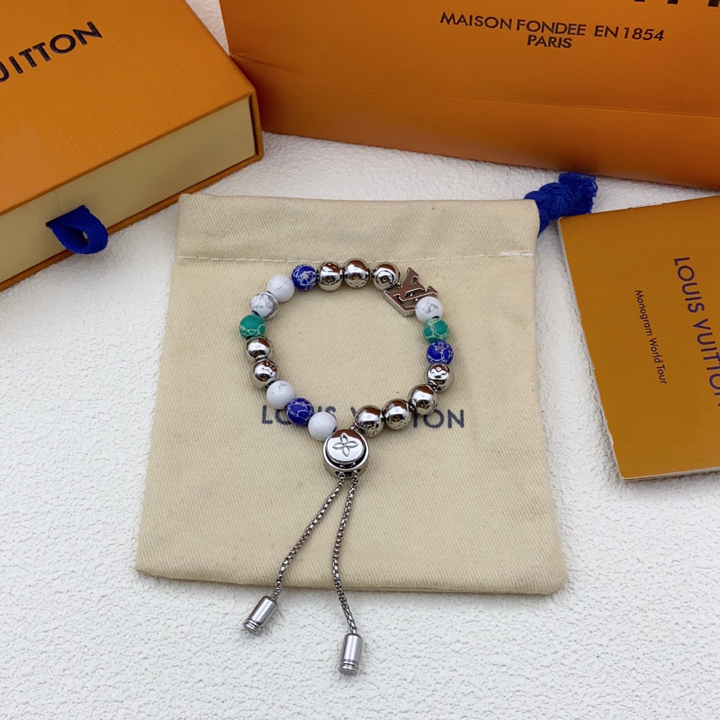 LV Bracelet-79