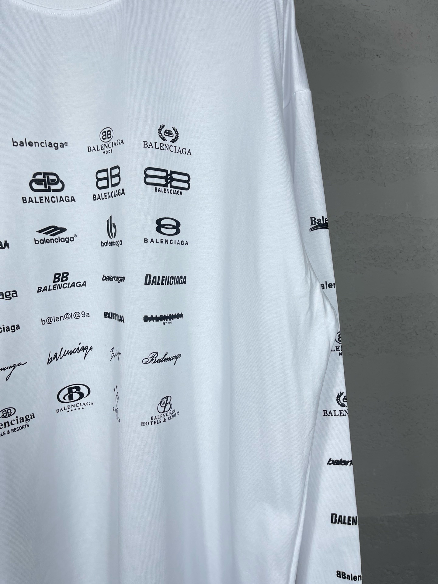 Balenciaga clothing-118