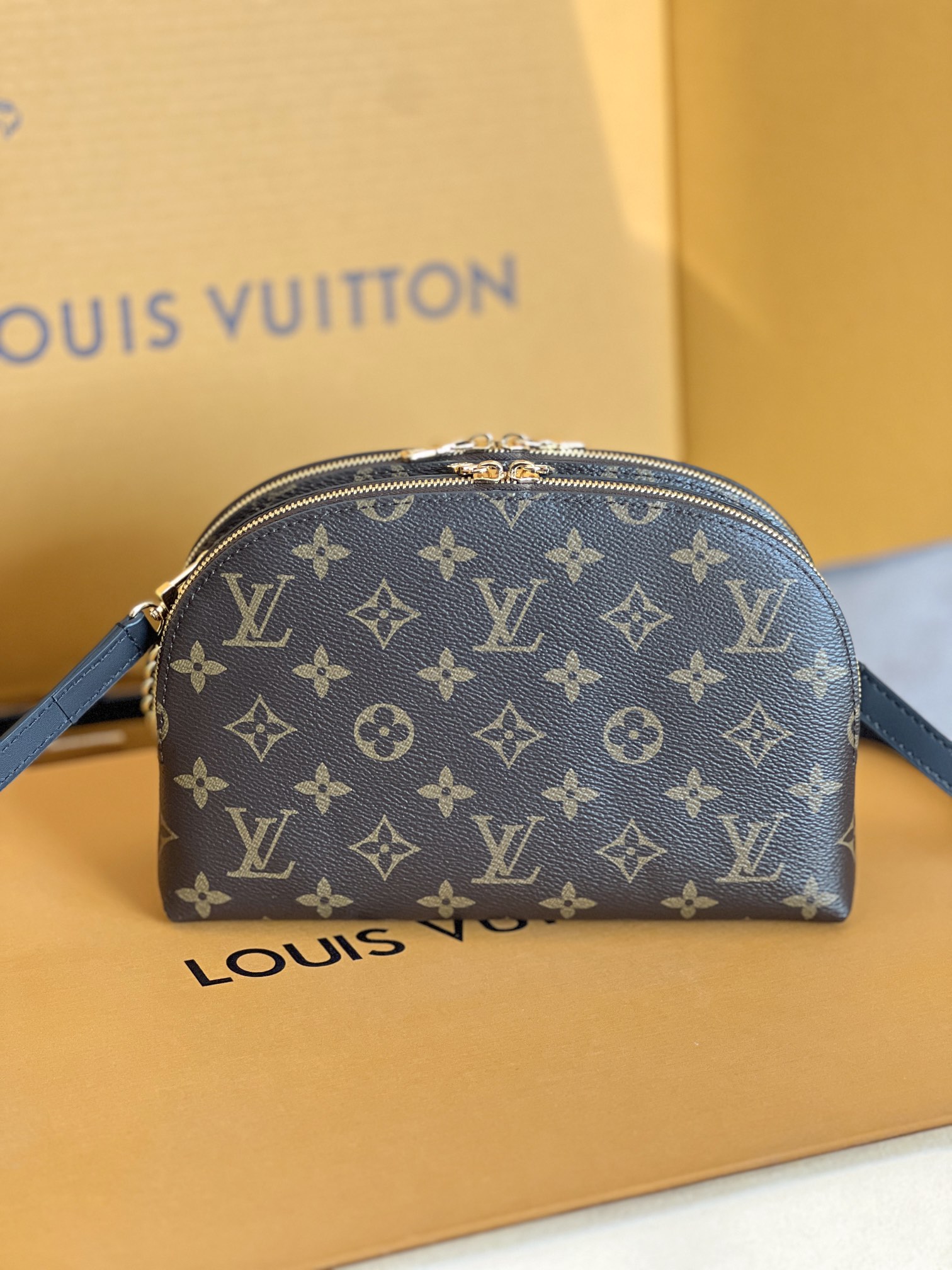 Louis Vuitton Hot New Product-52