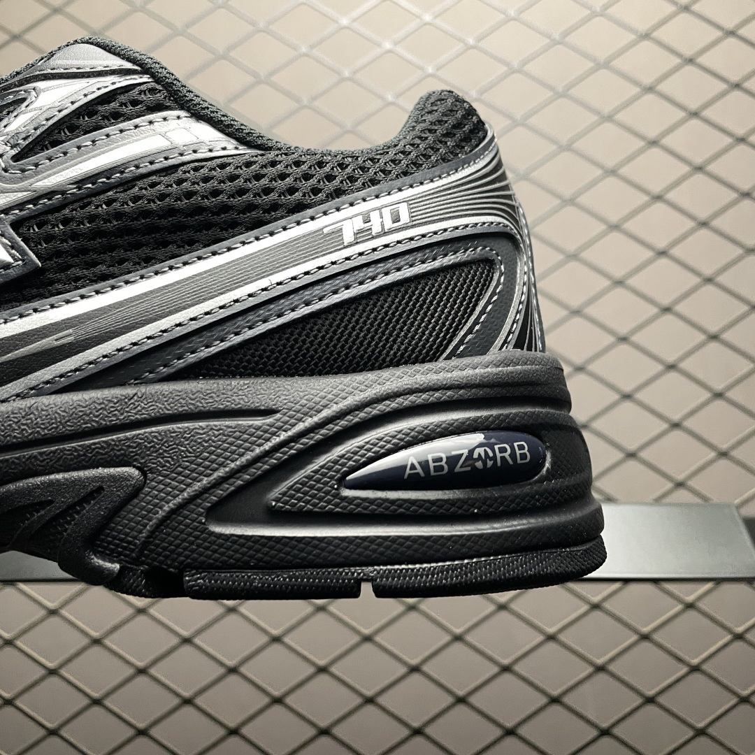 New Balance Sneakers-49