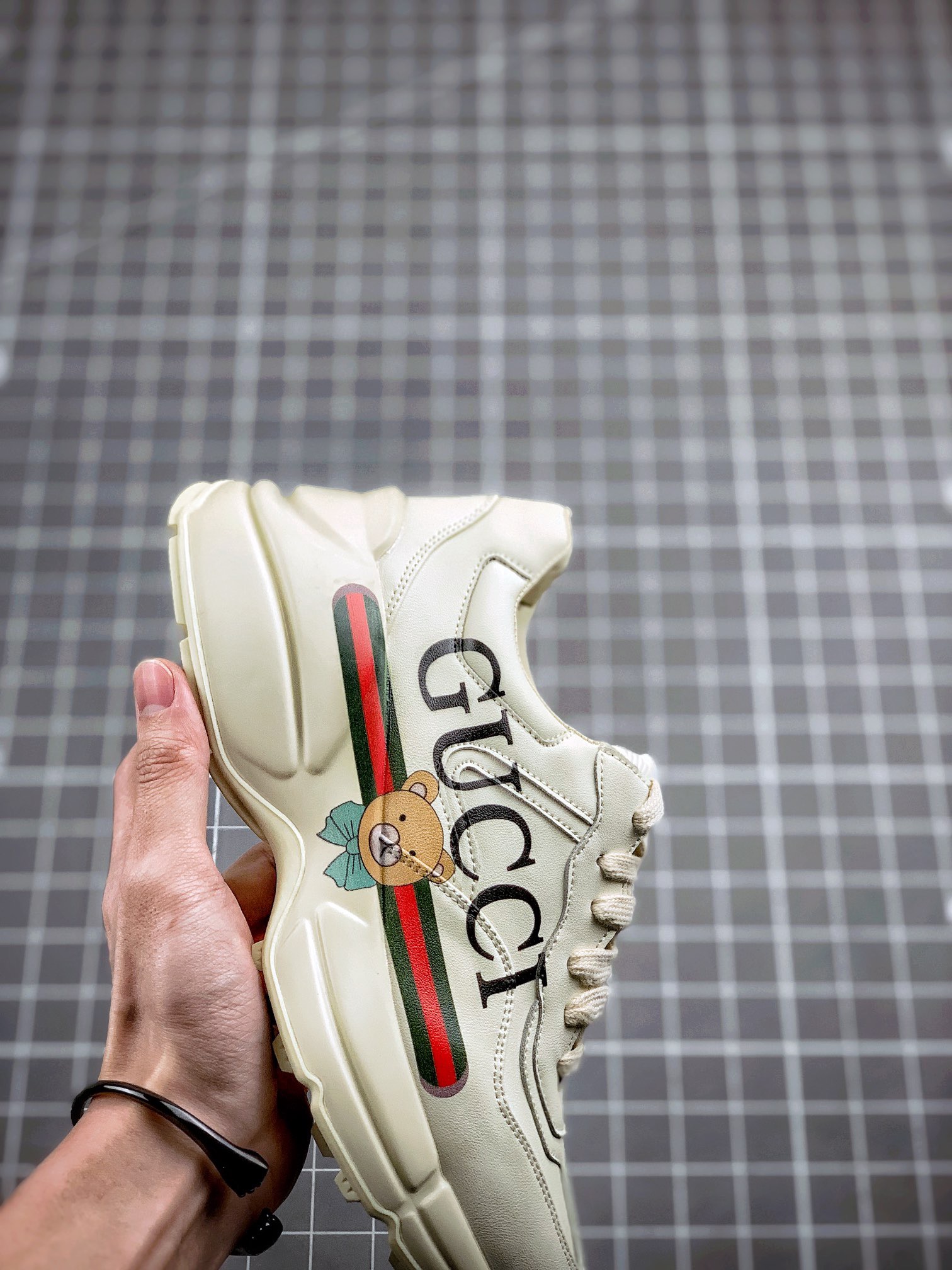 Gucci Sneakers-67