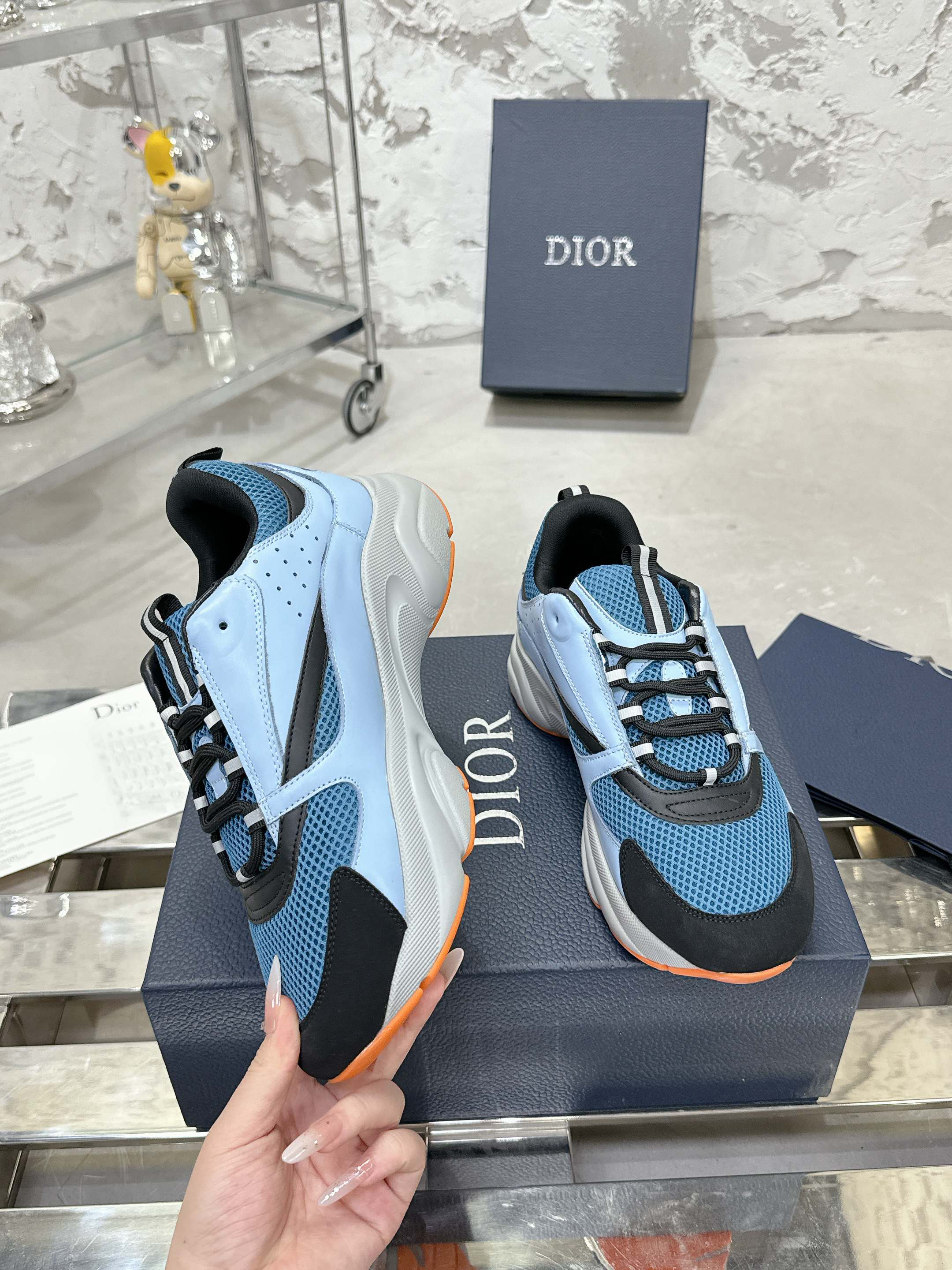 Dior Sneakers-148