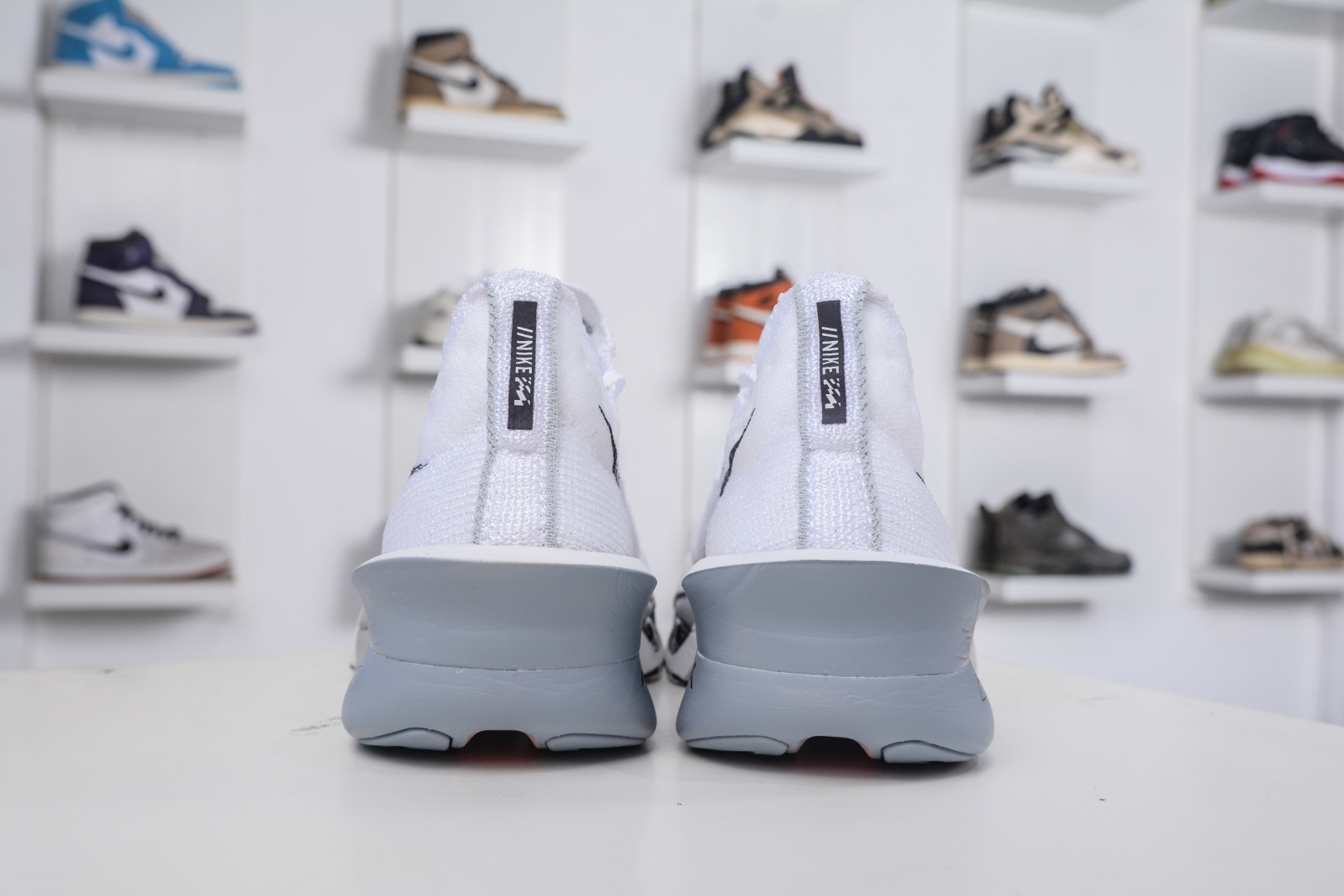 Nike Sneakers-306