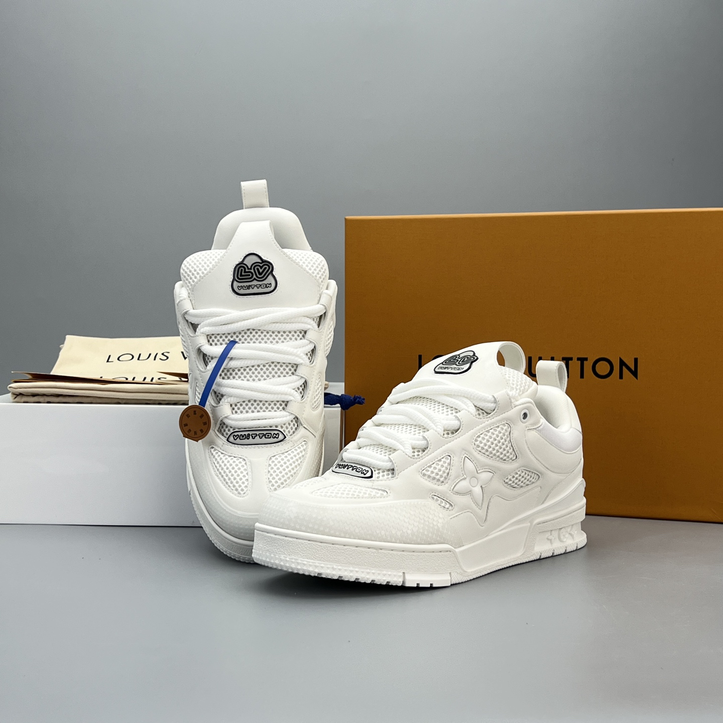 Lv Sneakers-130